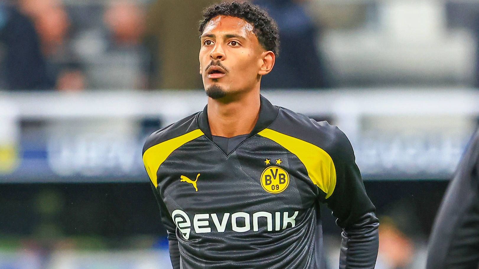 <strong>4. Einwechselspieler: Sebastien Haller</strong><br>Kommt für Füllkrug ins Spiel und zeigt sich sehr engagiert, kann sich aber nicht mit einem Treffer belohnen. <strong><em>ran</em>-Note: Ohne Bewertung</strong>