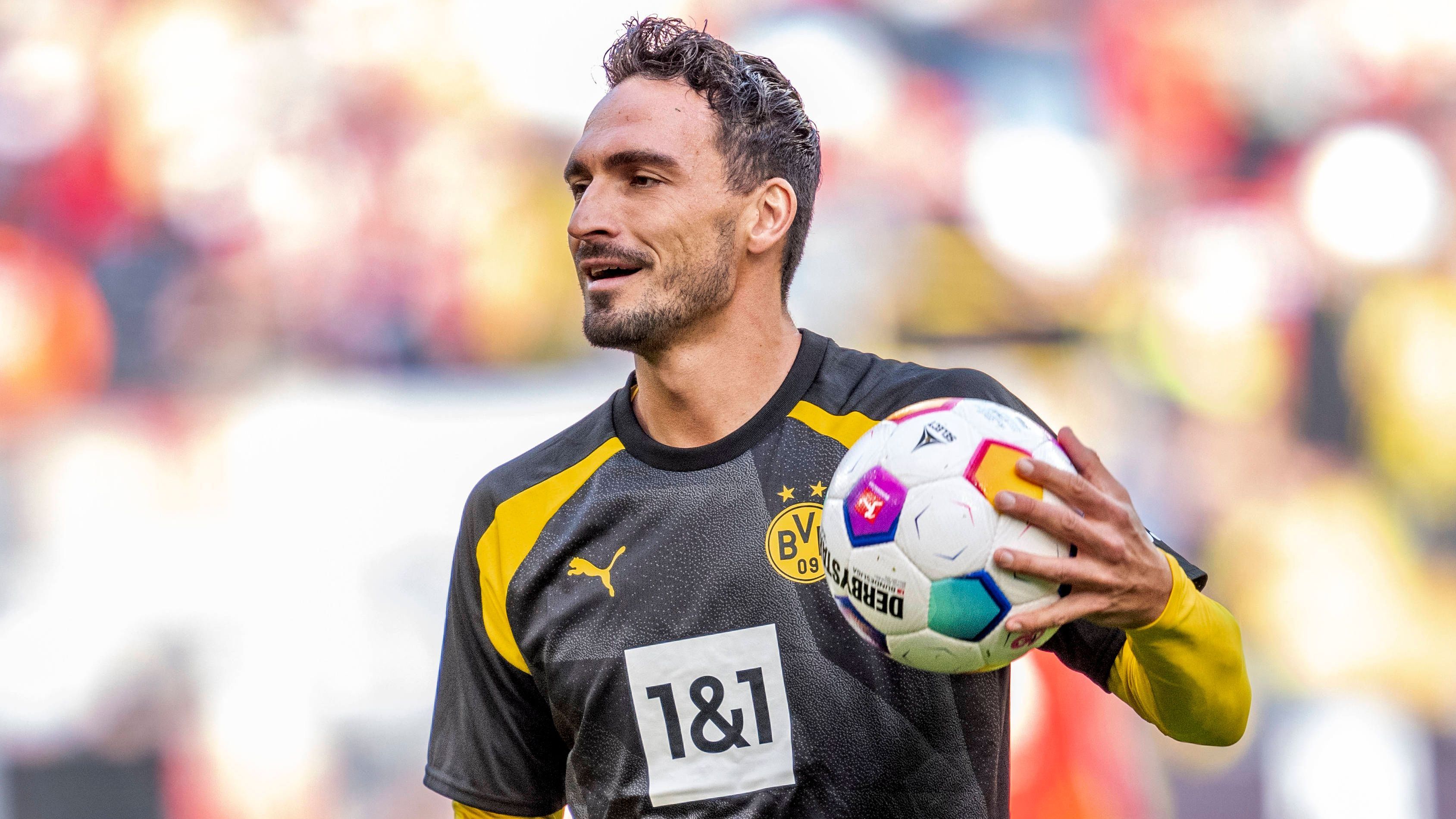 <strong>Mats Hummels (Borussia Dortmund)<br></strong>In der nicht immer sattelfesten BVB-Defensive ist Mats Hummels unumstrittener Abwehrchef, zeigte in den vergangenen Wochen und Monaten starke Leistungen. Der Lohn: Bundestrainer Julian Nagelsmann nominierte den Routinier für die USA-Reise im . Auch ein neuer Kontrakt in Dortmund dürfte nur eine Frage der Zeit sein.