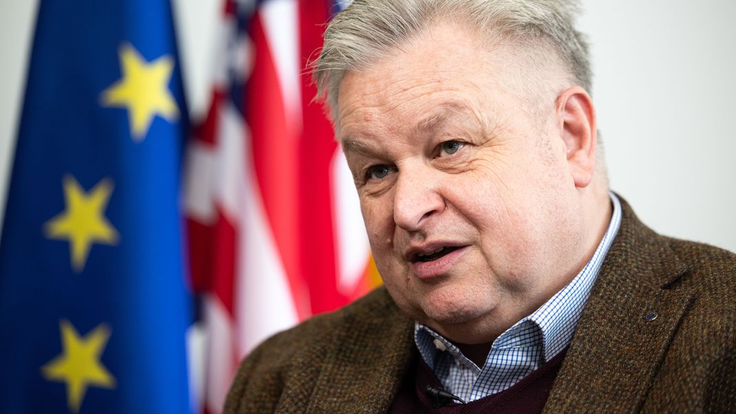 Die Bundesregierung bereitet sich nach den Worten ihres Transatlantik-Koordinators Michael Link auf eine mögliche zweite US-Präsidentschaft Donald Trumps vor.