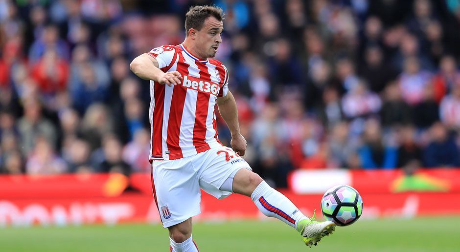 
                <strong>Xherdan Shaqiri</strong><br>
                Der Schweizer geht schon in seine dritte Spielzeit bei Stoke City. In 55 Partien erzielte Shaqiri sieben Tore und bereitete acht Treffer für den Premier-League-Klub vor. Die Champions League wird er mit englischen Mittelklasseverein wohl nicht mehr gewinnen. Das Kunststück gelang ihm 2013 mit dem FC Bayern, allerdings kam er damals in den entscheidenden Spielen kaum zum Einsatz. 
              