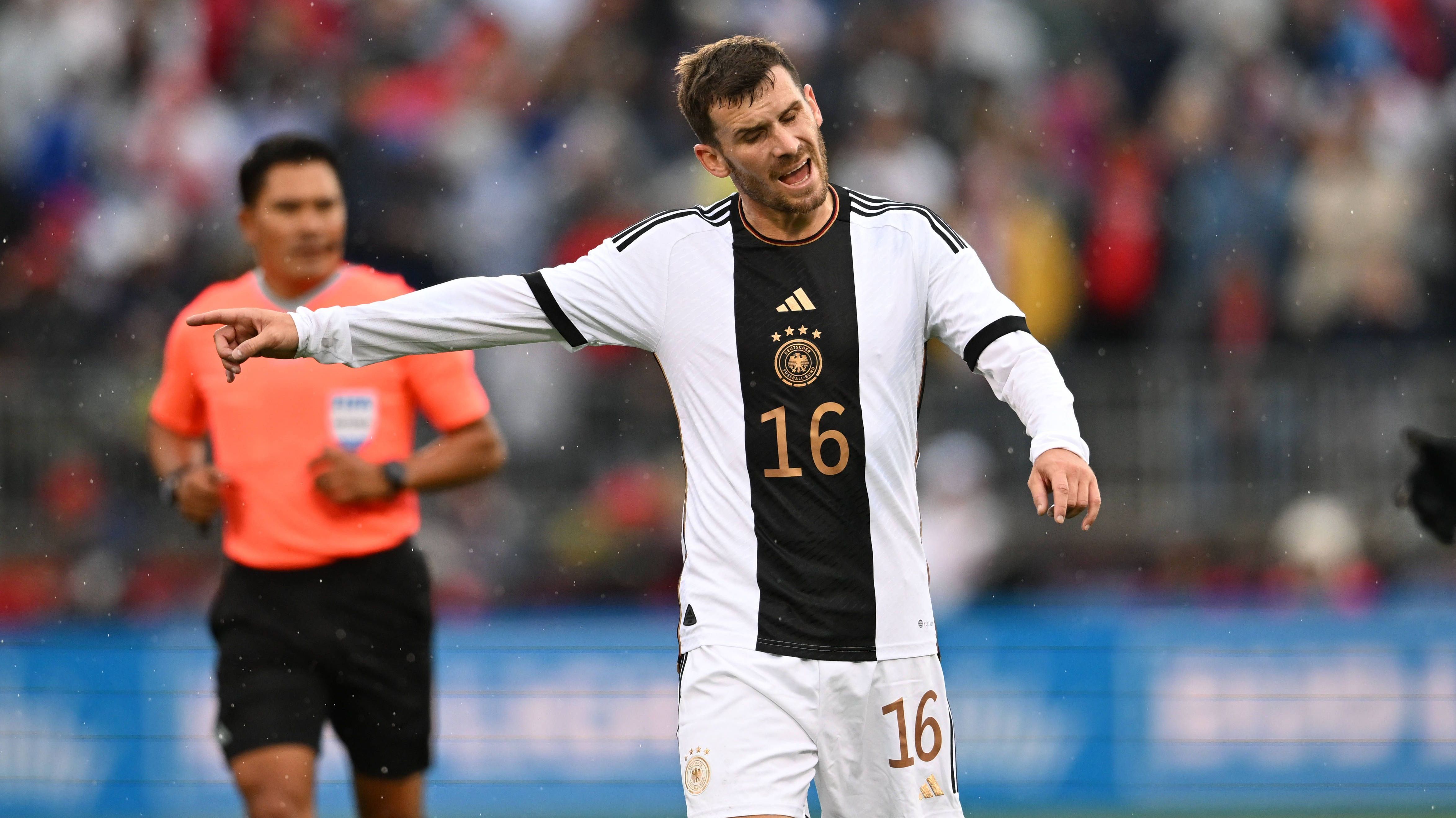 <strong>Gewinner: Pascal Groß</strong><br>Brighton-Legionär Pascal Groß nutzte die USA-Reise mit der Nationalmannschaft optimal zur Eigenwerbung. Im defensiven Mittelfeld harmonierte der frühere Ingolstädter auf Anhieb sehr gut mit Nebenmann Ilkay Gündogan. Damit steigen für den DFB-Spätstarter die Chancen auf eine EM-Teilnahme erheblich, er stellte in den USA etwa Bayern-Star Leon Goretzka in den Schatten.