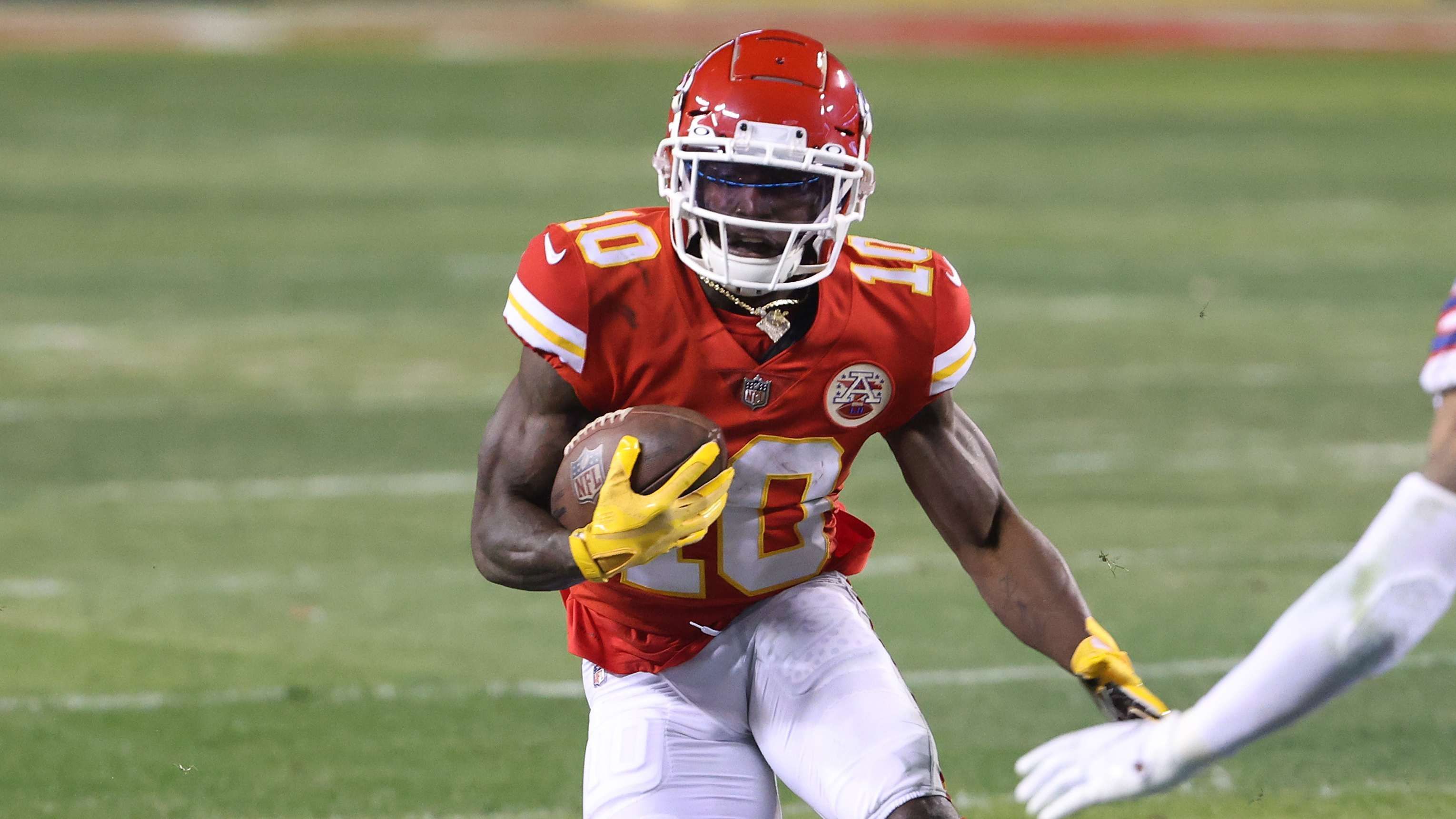 
                <strong>Platz 3 (geteilt): Tyreek Hill (Kansas City Chiefs) </strong><br>
                Quote: 13/1 (bei einem Einsatz von 10 Dollar gibt es 140 Dollar zurück) - Position: Wide Receiver
              