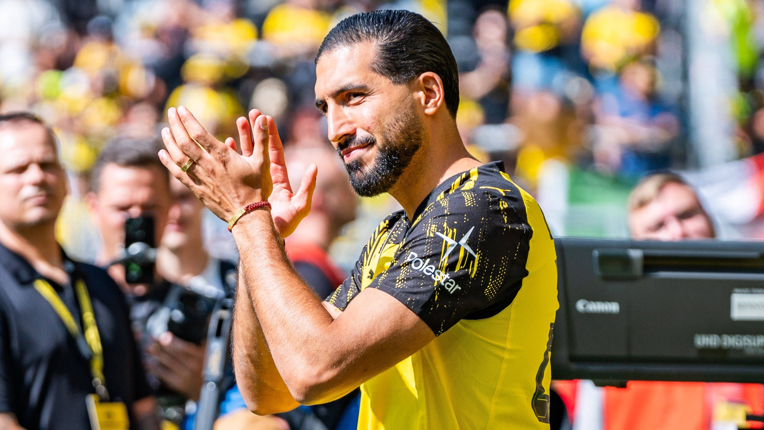 <strong>Emre Can (Borussia Dortmund)</strong><br>Position: Innenverteidiger/defensiver Mittelfeldspieler<br>Alter: 31 Jahre<br>Im Verein seit: Juli 2020