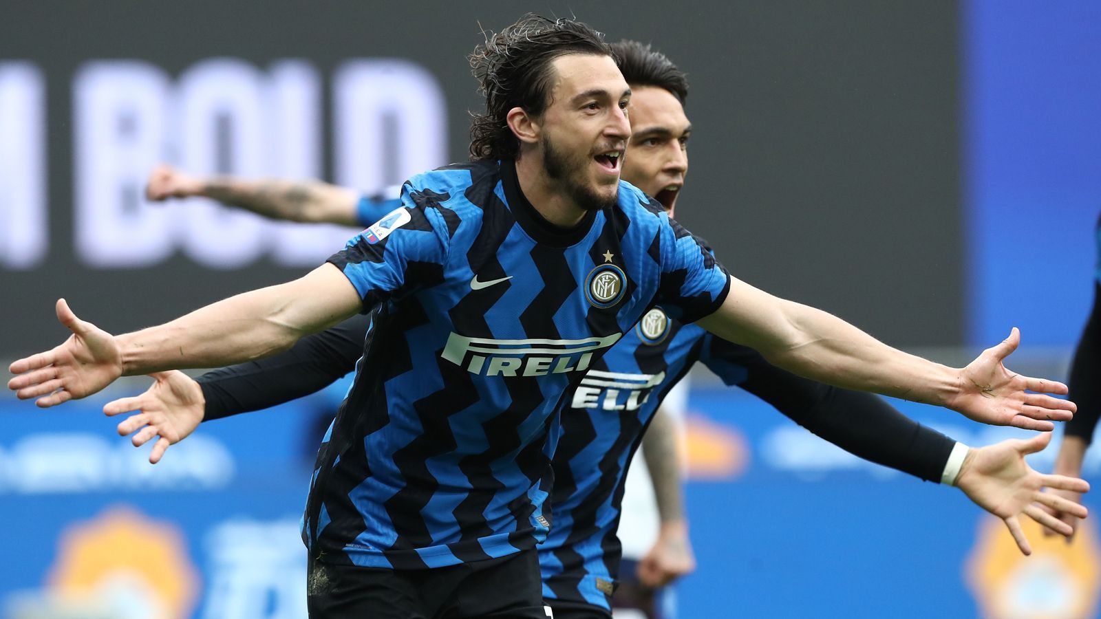 
                <strong>Inter Mailand</strong><br>
                Land: Italien - Liga: Serie A - Internationale Erfolge: 1x Champions-League-Sieger, 2x Europapokalsieger der Landesmeister, 3x UEFA-Cup-Sieger, 1x FIFA-Klub-Weltmeister, 2x Weltpokal-Sieger
              