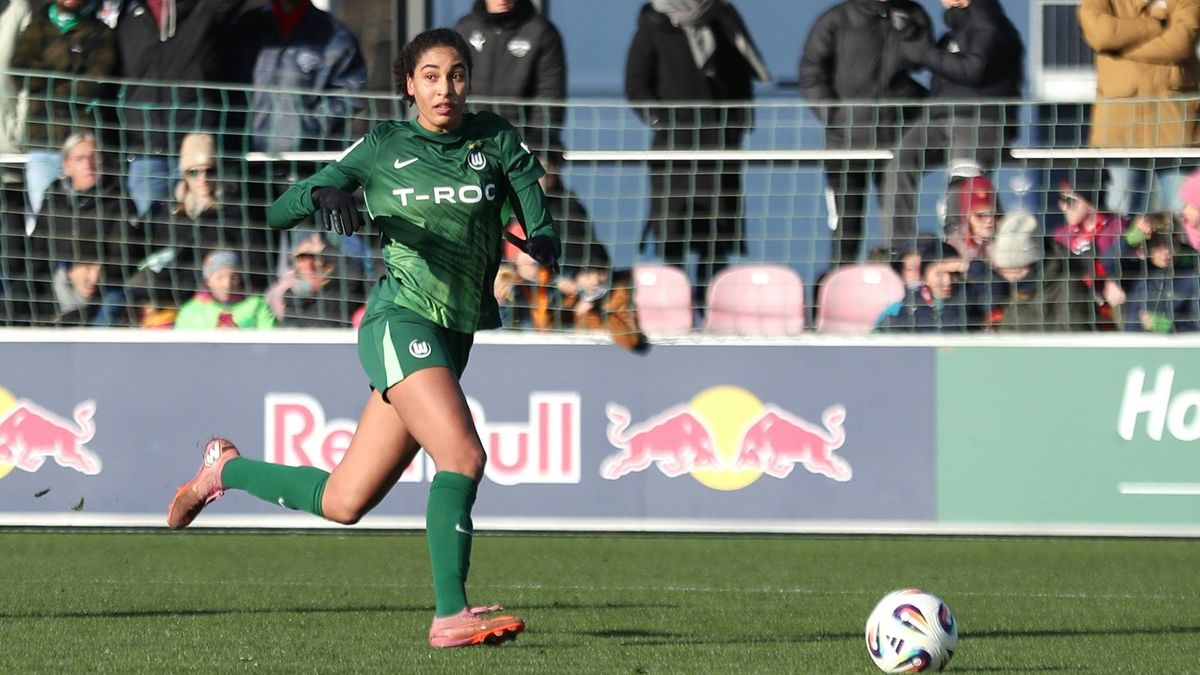 Cora Zicai spielt seit dieser Saison für Wolfsburg