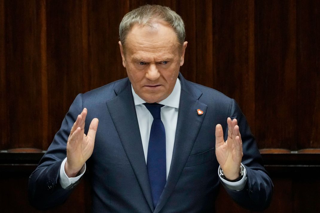 Donald Tusk äußerte sich vor dem polnischen Parlament zur Lage der Dinge.