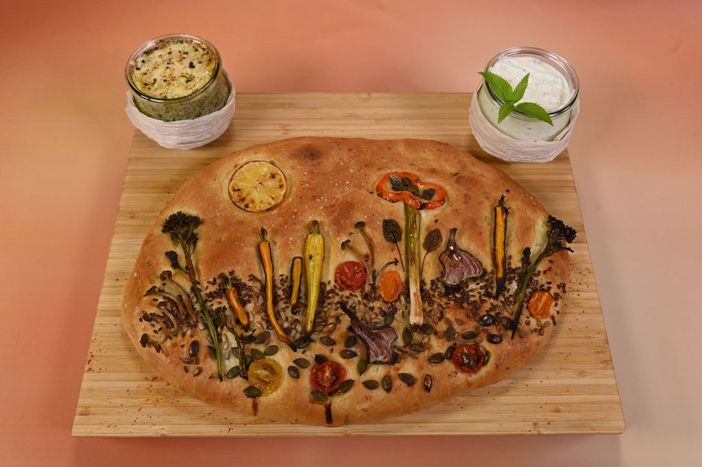 Jochens GartenFocaccia Rezept aus "Das große Promibacken"