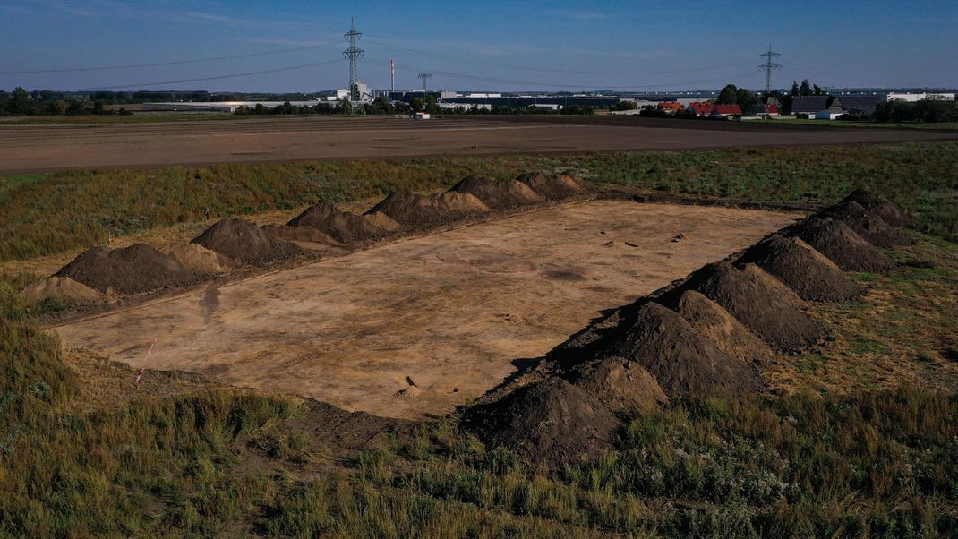 Auf dem künftigen Intel-Gelände in Magdeburg haben Forscher eine sensationelle archäologische Entdeckung gemacht.
