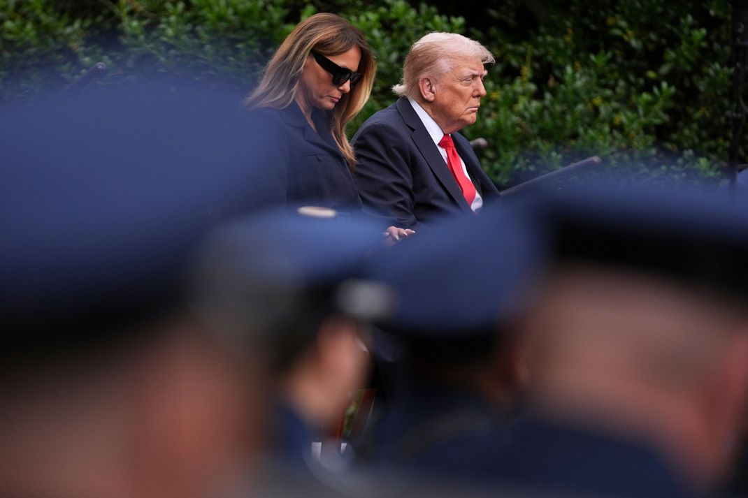 Auch das Pentagon war am 11. September 2001 ein Anschlagsziel: Am Jahrestag der Anschläge kamen Donald und Melania Trump hier zur Gedenkfeier.