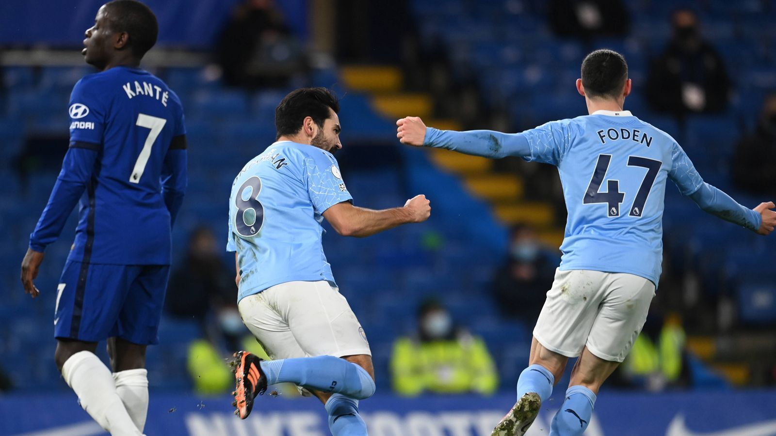 
                <strong>Champions-League-Finale: Manchester City und der FC Chelsea im Head-to-Head</strong><br>
                Wenn sich Thomas Tuchel und Pep Guardiola am Samstag (ab 21 Uhr im Liveticker auf ran.de) im Champions-League-Finale mit dem FC Chelsea und Manchester City gegenüberstehen, geht es nicht nur um die Trainer. ran schaut sich beim Head-to-Head-Vergleich die Protagonisten auf dem Feld näher an.
              