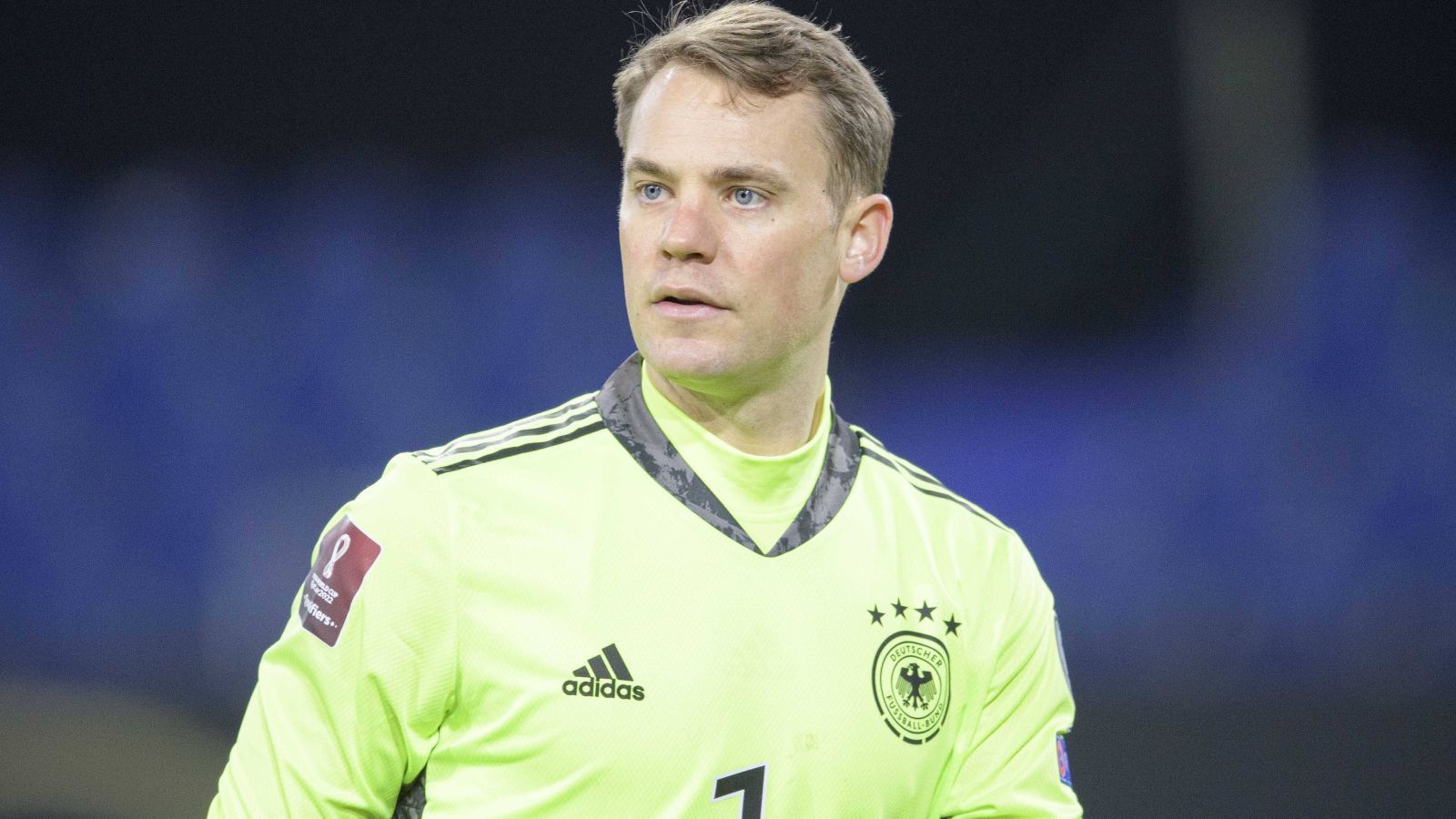 
                <strong>Tor: Manuel Neuer (FC Bayern München)</strong><br>
                Manuel Neuer ist die klare Nummer eins im Tor der Nationalmannschaft, Kapitän des Teams und gehörte in der Saison 2020/21 erneut zu den besten Torhütern weltweit. Über seine Berufung kann es keine zwei Meinungen geben.
              