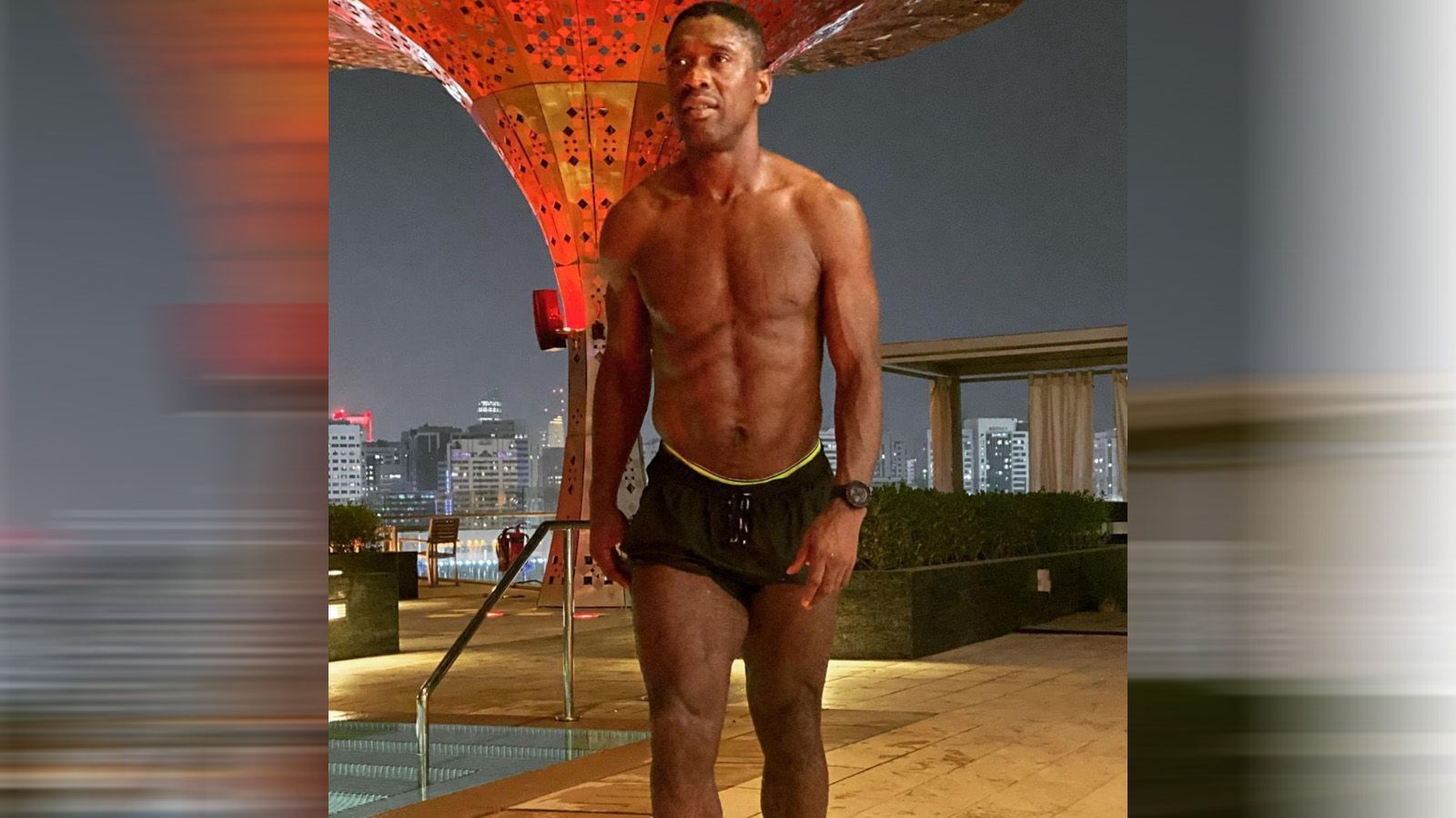 
                <strong>Clarence Seedorf heute</strong><br>
                ...In der Fußball-Rente setzt der 46-Jährige noch einen drauf. Voila, der perfekte Beach-Body.
              