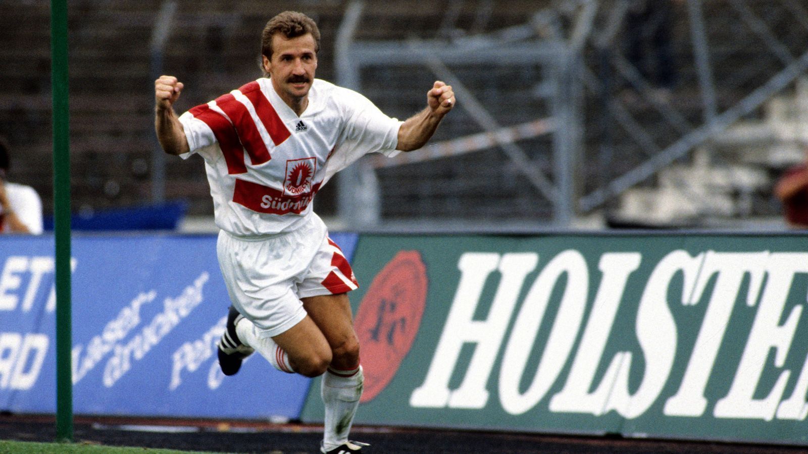 
                <strong>Saison 1991/92</strong><br>
                Torschützenkönig: Fritz Walter (VfB Stuttgart) - Tore: 22
              