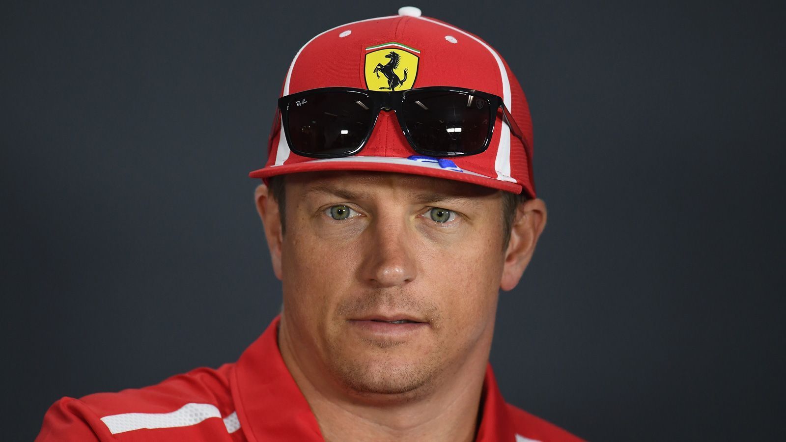 
                <strong>Kimi Räikkönen (Alfa Romeo Sauber F1 Team)</strong><br>
                Kimi Räikkönen bleibt der Formel 1 2019 erhalten auch für 2020 sieht es gut aus. Schon in der Saison 2001 ging er für Sauber an den Start.
              