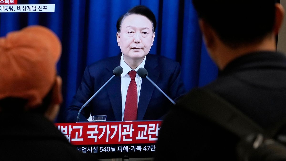 Laut der südkoreanischen Nachrichtenagentur Yonhap hat das Kabinett das Kriegsrecht inzwischen formal aufgehoben.