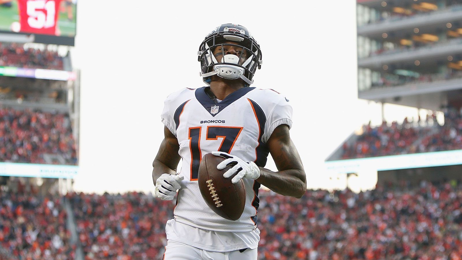 
                <strong>DaeSean Hamilton (Denver Broncos) - Wide Receiver</strong><br>
                Courtland Sutton feierte in der vergangenen Saison seinen großen Durchbruch in der NFL und wurde zum Pro Bowl eingeladen, zudem drafteten die Broncos Jerry Jeudy und K.J. Hamler - unter dem Strich keine guten Aussichten für DaeSean Hamilton. Der Viertrundenpick aus dem Jahr 2018 konnte sein Können zwar schon einige Male unter Beweis stellen, doch gegen die talentierte Konkurrenz auf der Receiver-Position wird sich Hamilton kaum durchsetzen können. Von einem Trade würden hingegen beide Seiten profitieren.
              