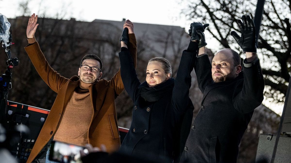 Antikriegsdemonstration der russischen Opposition in Berlin