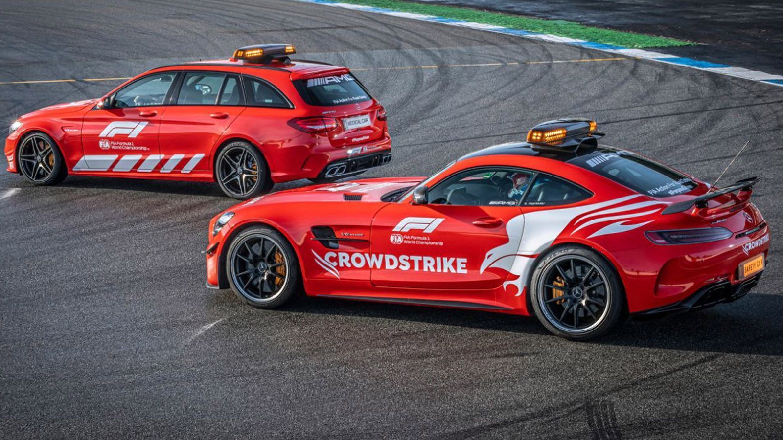 
                <strong>Safety Car Mercedes</strong><br>
                Seit 1996 stellt Mercedes in der Formel 1 das Safety Car sowie das Medical Car und bislang waren diese beiden Fahrzeuge immer im traditionellen Silber, in Anlehnung an die "Silberpfeile", gehalten. In der kommenden Saison wird Safety-Car-Pilot Bernd Mayländer erstmals in einem feurroten Flitzer seine Runden drehen. Doch das ist nicht die einzige Änderung.
              