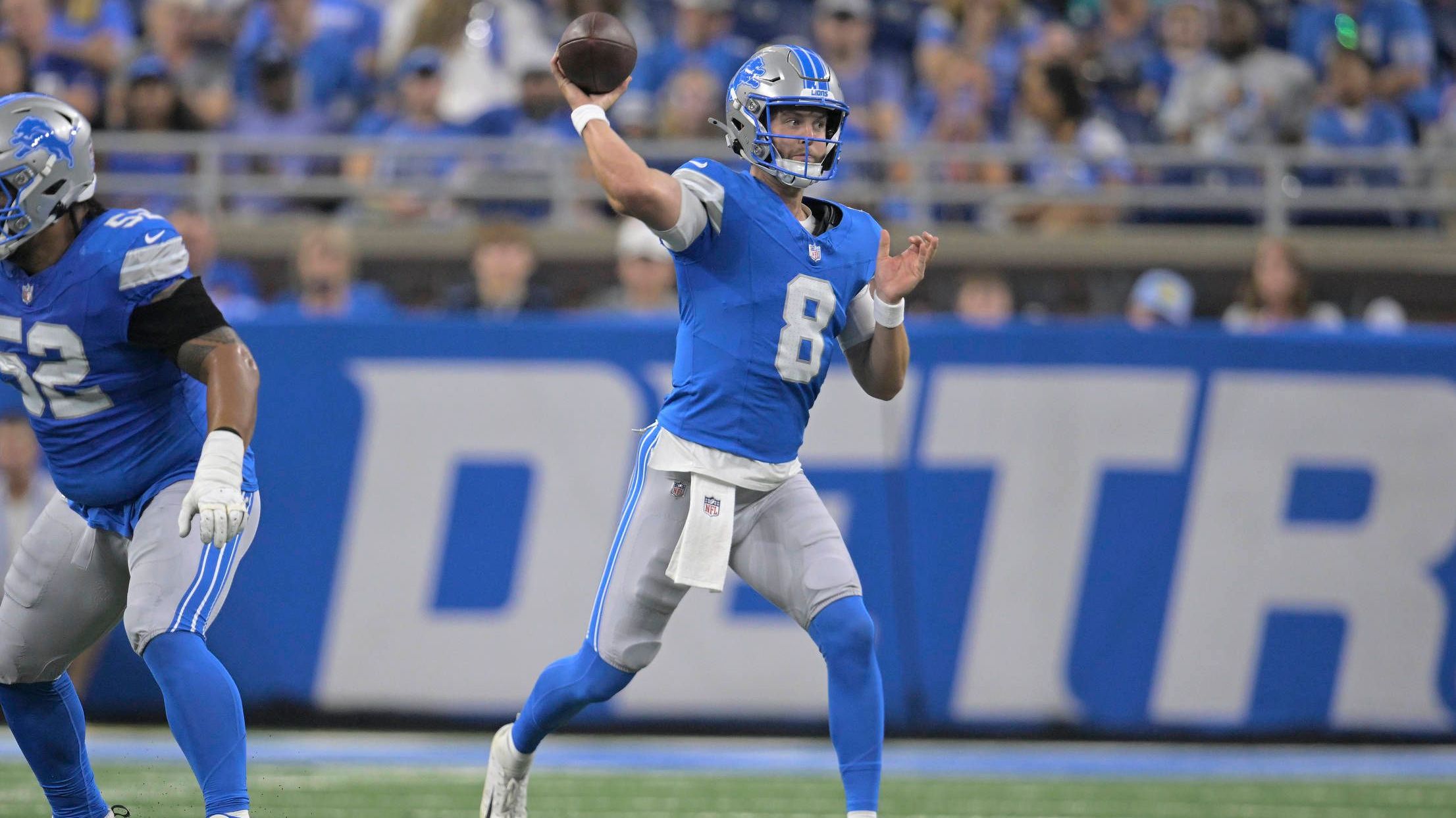 <strong>Kyle Allen (Detroit Lions)<br>Alter:</strong> 29<br><strong>Draftpick:</strong> Undrafted im Jahr 2018<br><strong>Jahresgehalt 2025:</strong> 1,17 Millionen Dollar<br><strong>Beste Saison:</strong> 2019 bei den Carolina Panthers mit 3.322 Passing Yards, 106 Rushing Yards, 19 Touchdowns (davon 2 Rushing Touchdowns) und 16 Interceptions in 13 Spielen