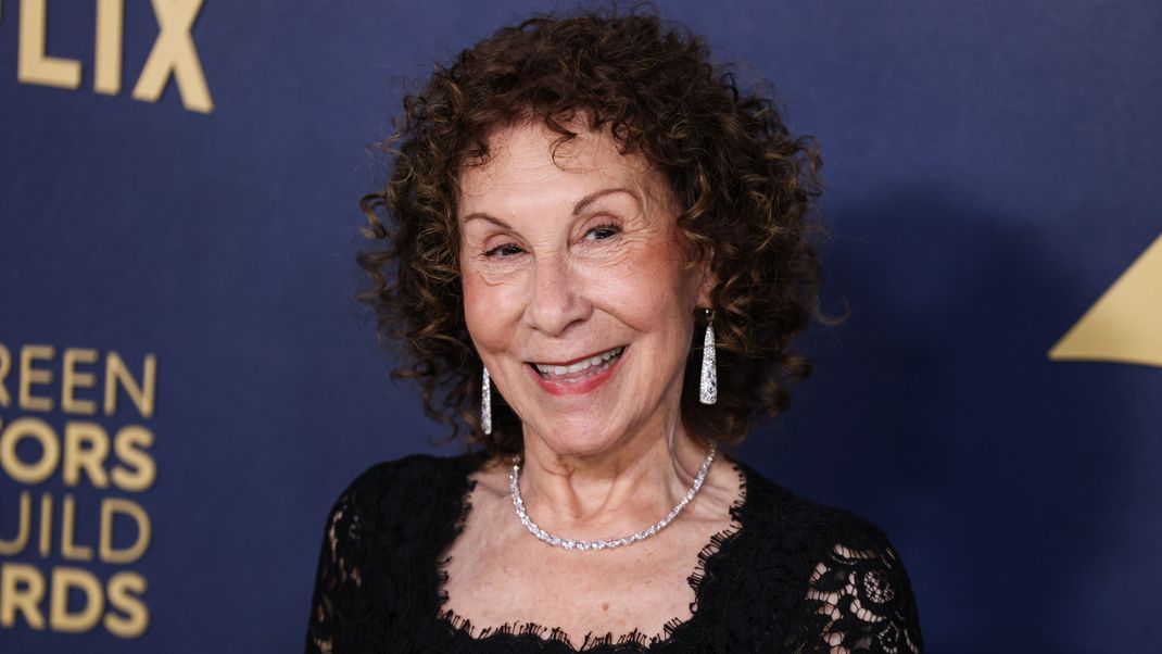 Rhea Perlman wirkte bei "Barbie" und "Matilda" mit.