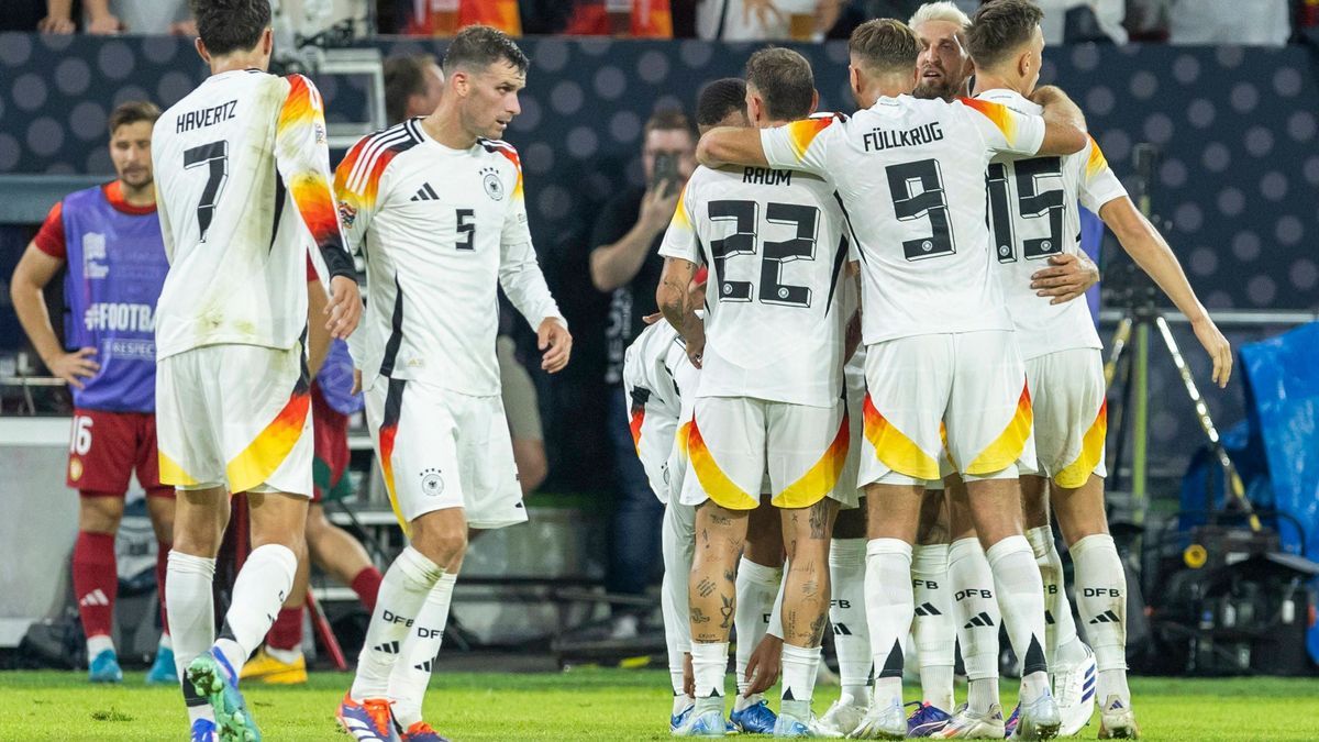 UEFA Nations League: Deutschland - Ungarn; 07.09.2024 Jubel nach dem Tor zum 2:0 durch Jamal Musiala (Deutschland, 10) .UEFA Nations League: Deutschland - Ungarn; Merkur Spiel-Arena, Düsseldorf am ...