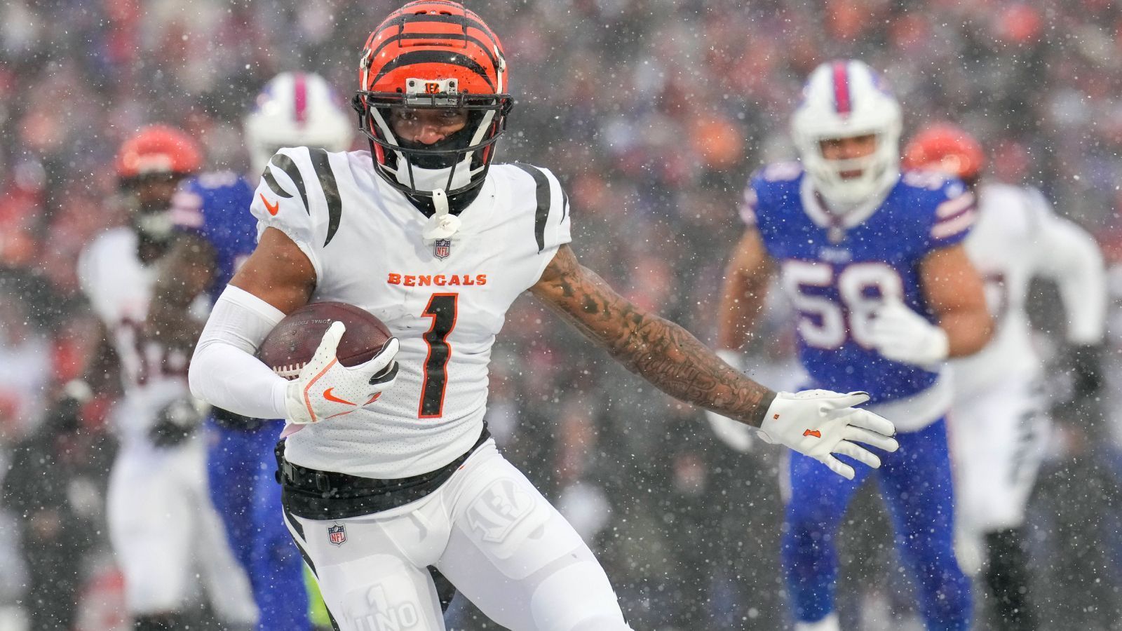
                <strong>Platz 20: Ja'Marr Chase</strong><br>
                &#x2022; Team: Cincinnati Bengals<br>&#x2022; Position: Wide Receiver<br>&#x2022; Platzierung im Vorjahr: 17<br>
              