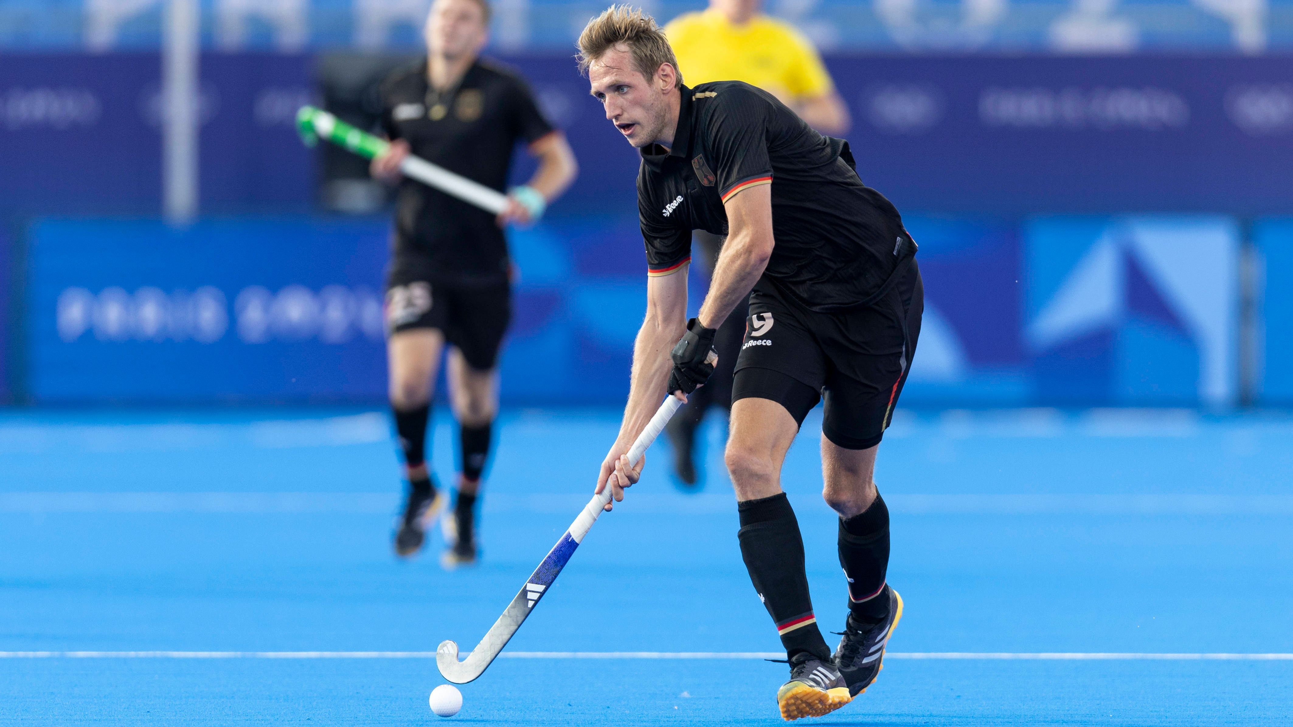<strong>Niklas Wellen</strong><br>Sportart: Hockey<br>Gehalt: 6.000 Euro pro Monat