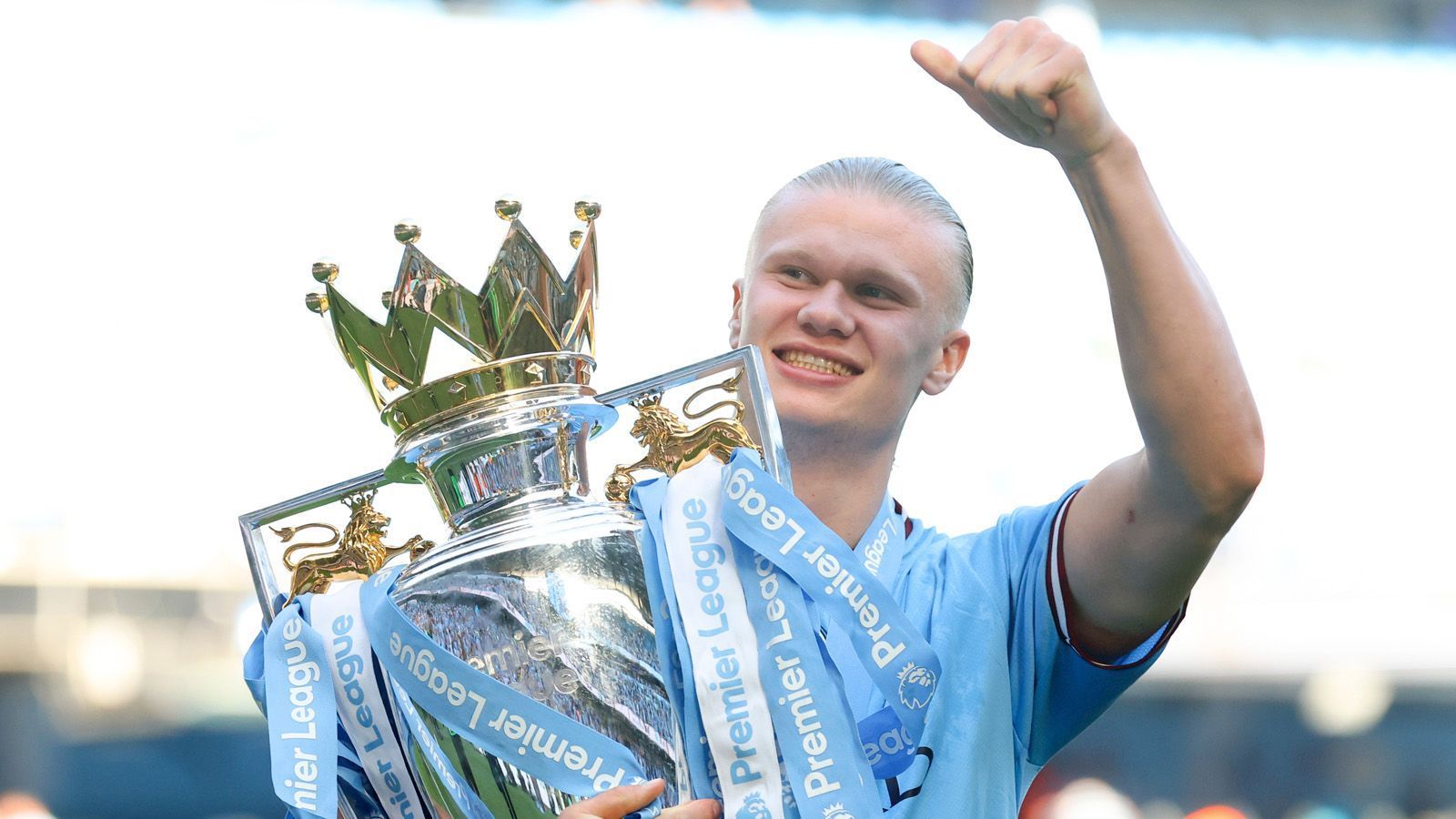 
                <strong>Platz 1: Erling Haaland (Manchester City)</strong><br>
                Tore: 36Ligafaktor Premier League: 2Punkte: 72
              