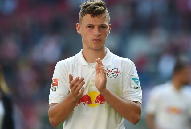 
                <strong>Joshua Kimmich</strong><br>
                Ab der kommenden Saison versucht Kimmich also sein Glück beim großen FC Bayern.Und der Rekordmeister erwartet sich einiges von ihm: Schließlich soll sich die ABlösesumme auf satte sieben MIllionen Euro belaufen. Man darf gespannt sein...
              