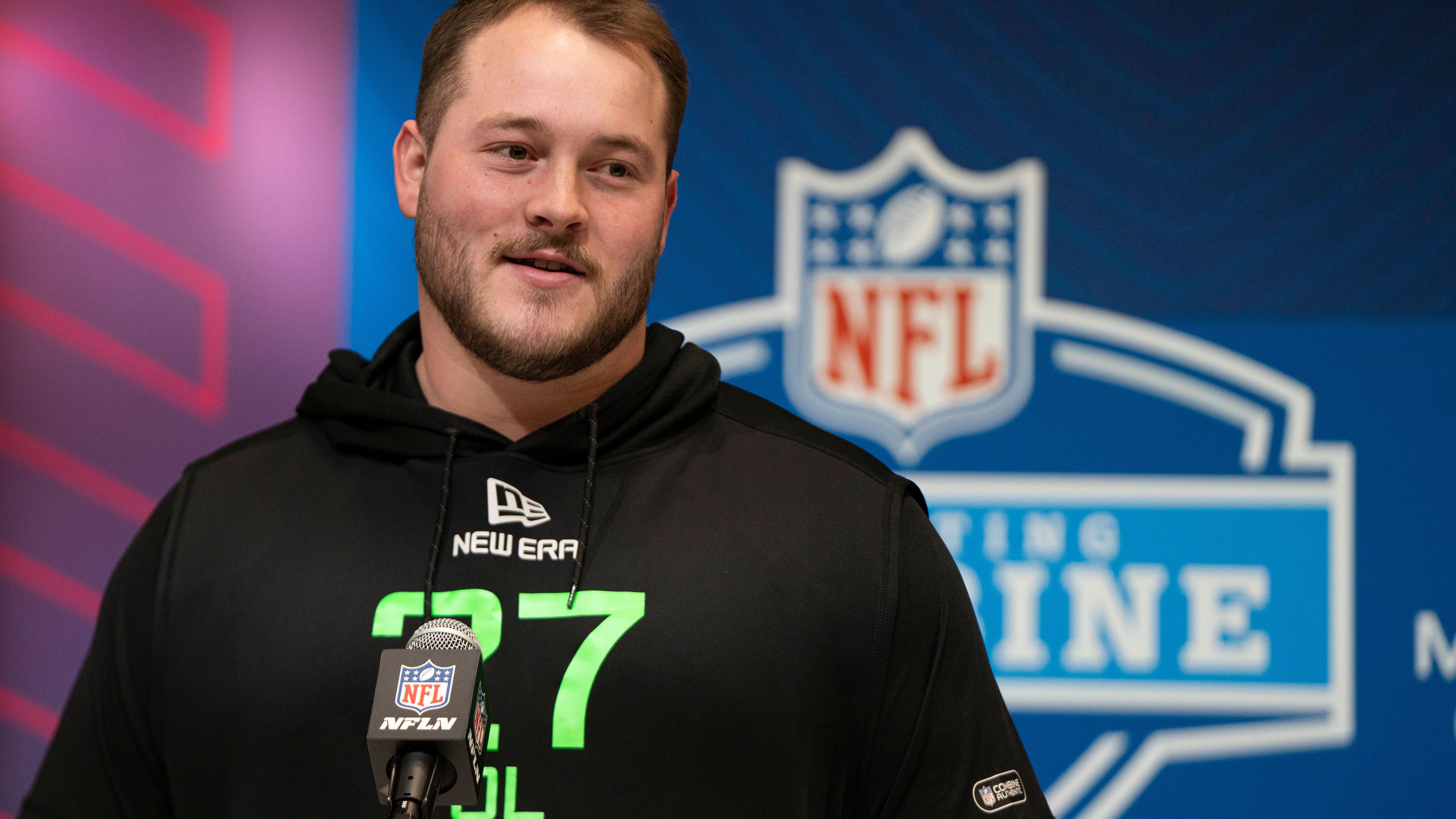 <strong>Seth McLaughlin (Center, Cincinnati Bengals)</strong>&nbsp;<br>Ein Achillessehnenriss im November kostete McLaughlin wohl seinen Platz im Draft. Ganz fit ist er noch immer nicht, aber der Center soll bald wieder auf dem Trainingsplatz stehen. Erreicht er seine alte Stärke wieder, könnte er ein Steal für die Bengals sein - bei denen Quarterback Joe Burrow dringend besseren Schutz braucht.