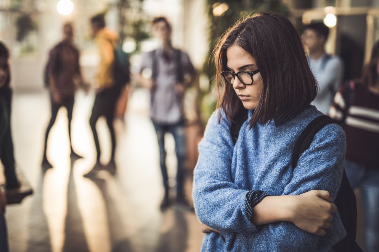 TORSCHLUSSPANIK: Je älter man als Single wird, desto größer wird die Angst, nie den richtigen Partner zu finden. Es ist wohl die deutsche Version der Midlife Crisis.