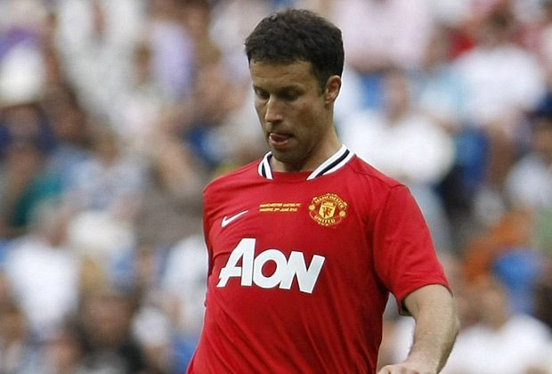 
                <strong>Ronny Johnsen</strong><br>
                Auch Jean Ronny Johnsen gehörte zum Team, das 1999 den Champions-League-Titel im Finale gegen den FC Bayern gewann. Der Norweger machte in sechs Jahren 99 Spiele für Manchester und beendete 2008 seine Karriere bei Valerenga Oslo.
              