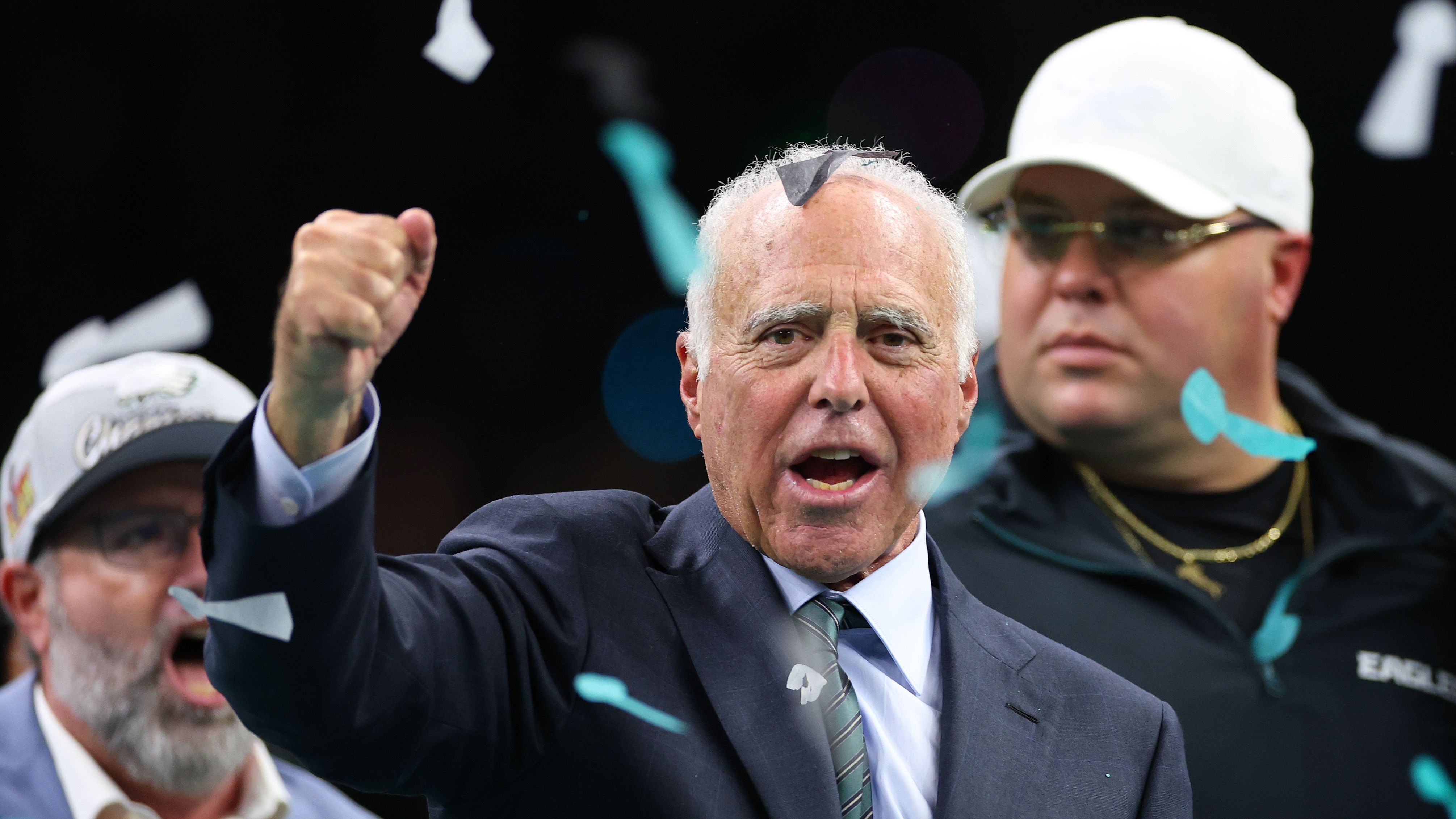 <strong>Philadelphia Eagles: Jeffrey Lurie</strong><br>Note B