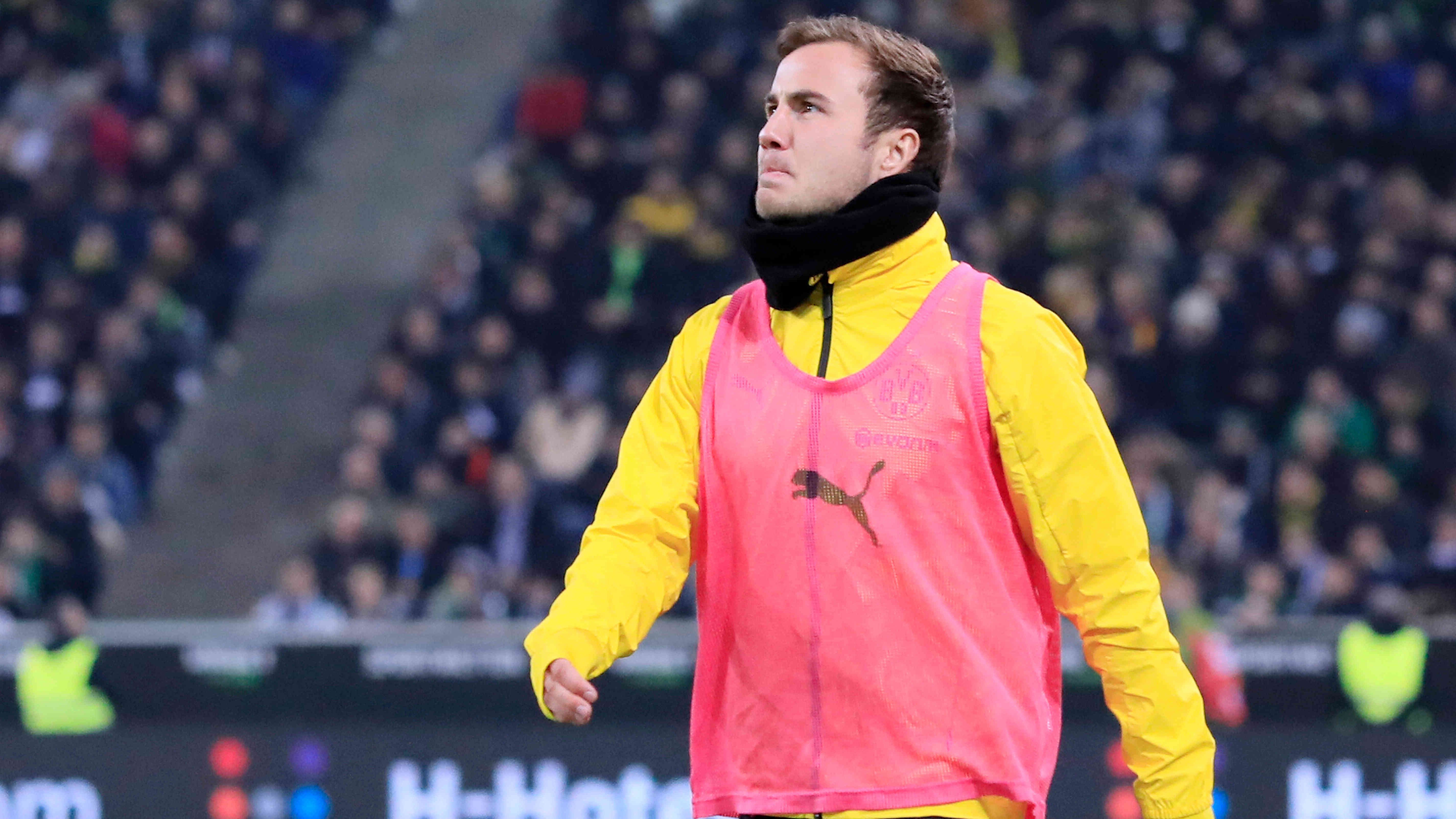 
                <strong>Mario Götze (Borussia Dortmund)</strong><br>
                Der Siegtorschütze des WM-Finales 2014 hat beim BVB unter Lucien Favre keine Zukunft mehr. Zuletzt wurde er mit Hertha BSC und Bayer Leverkusen in Verbindung gebracht, aber auch das Ausland könnte ein Option für Götze sein, der ablösefrei wechseln darf.
              