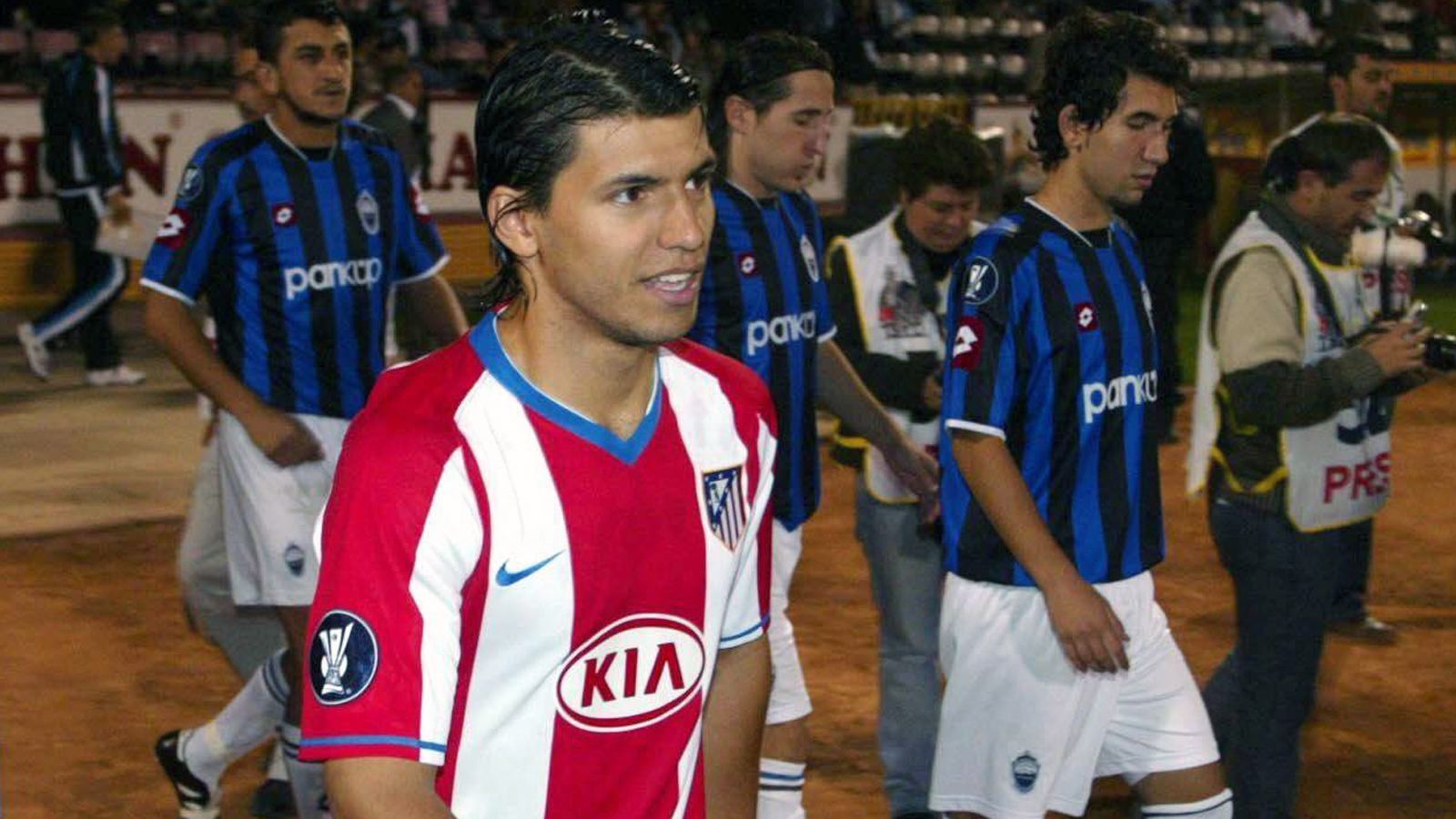 
                <strong>Platz 5 - Sergio Agüero (Atletico Madrid)</strong><br>
                Alter bei seinem Dreierpack: 19,3 JahreSpiel gegen: Kayseri Erciyesspor (4. Oktober 2007)
              