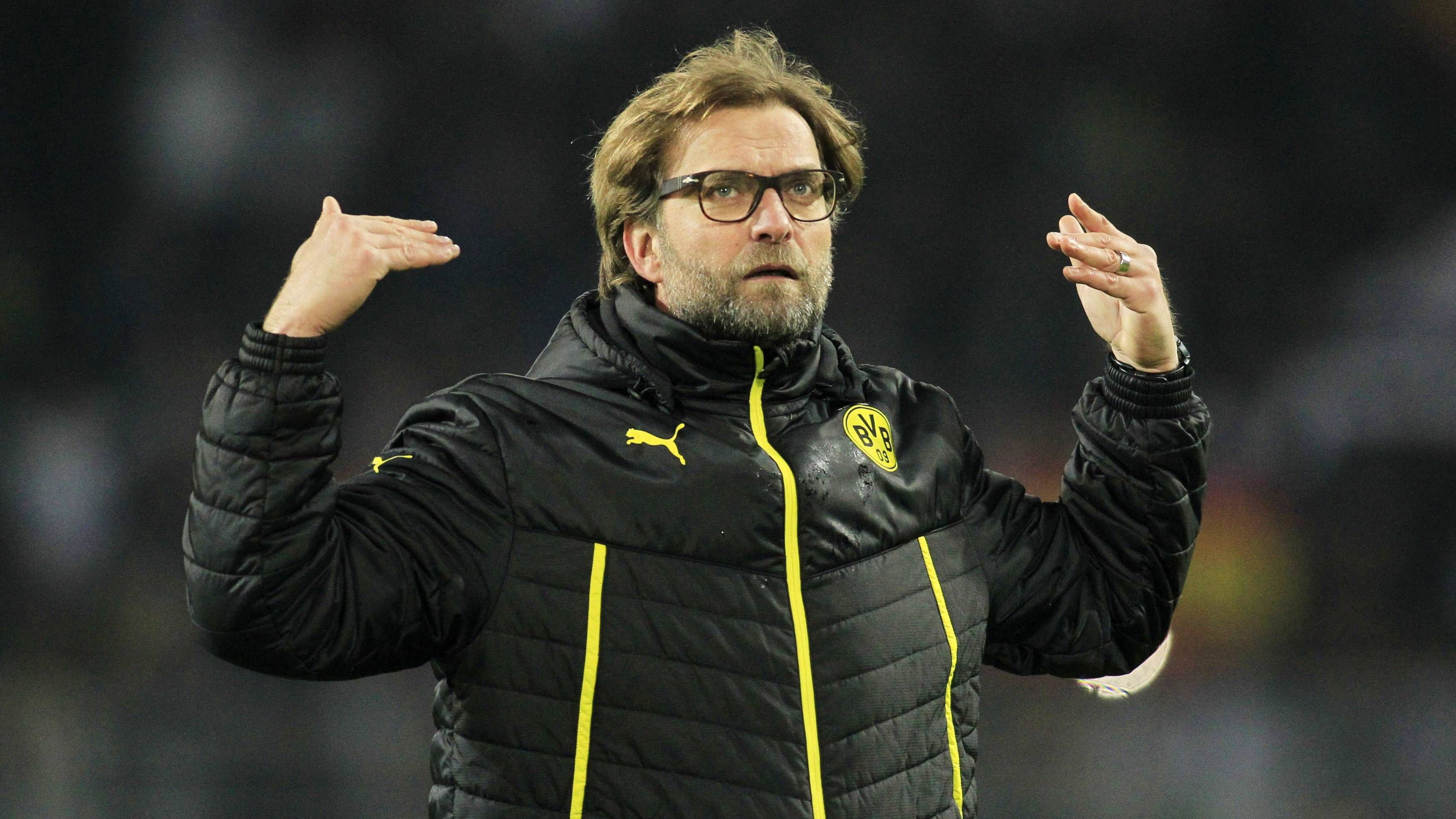 <strong>Die Gala, Halbfinale 2013</strong><br>Jürgen Klopp kriegt sich gar nicht mehr ein. "Man muss sich zwingen, nicht komplett durchzudrehen", sagt der BVB-Trainer, "es ist einfach unglaublich."