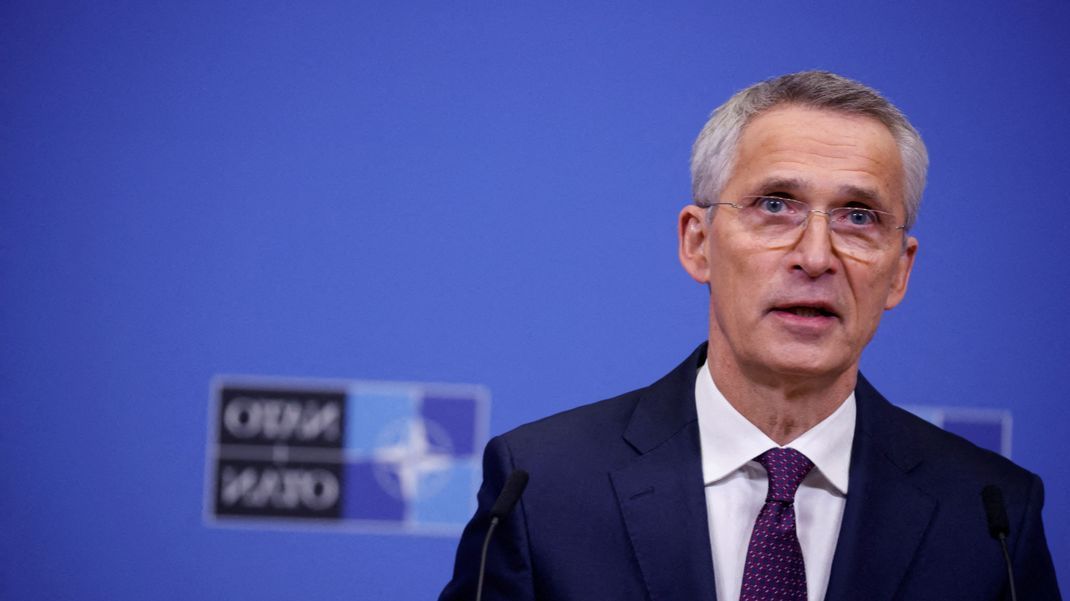 NATO-Generalsekretär Stoltenberg hat angekündigt, dass die Ukraine langfristig NATO-Mitglied werden wird.