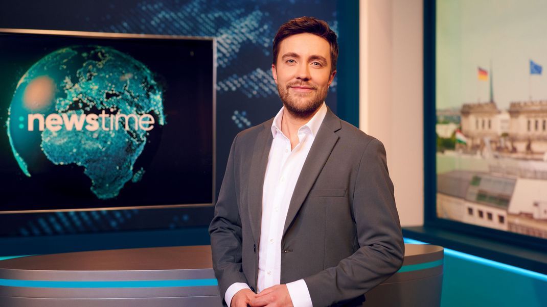 :newstime-Moderator Philipp Isterewicz