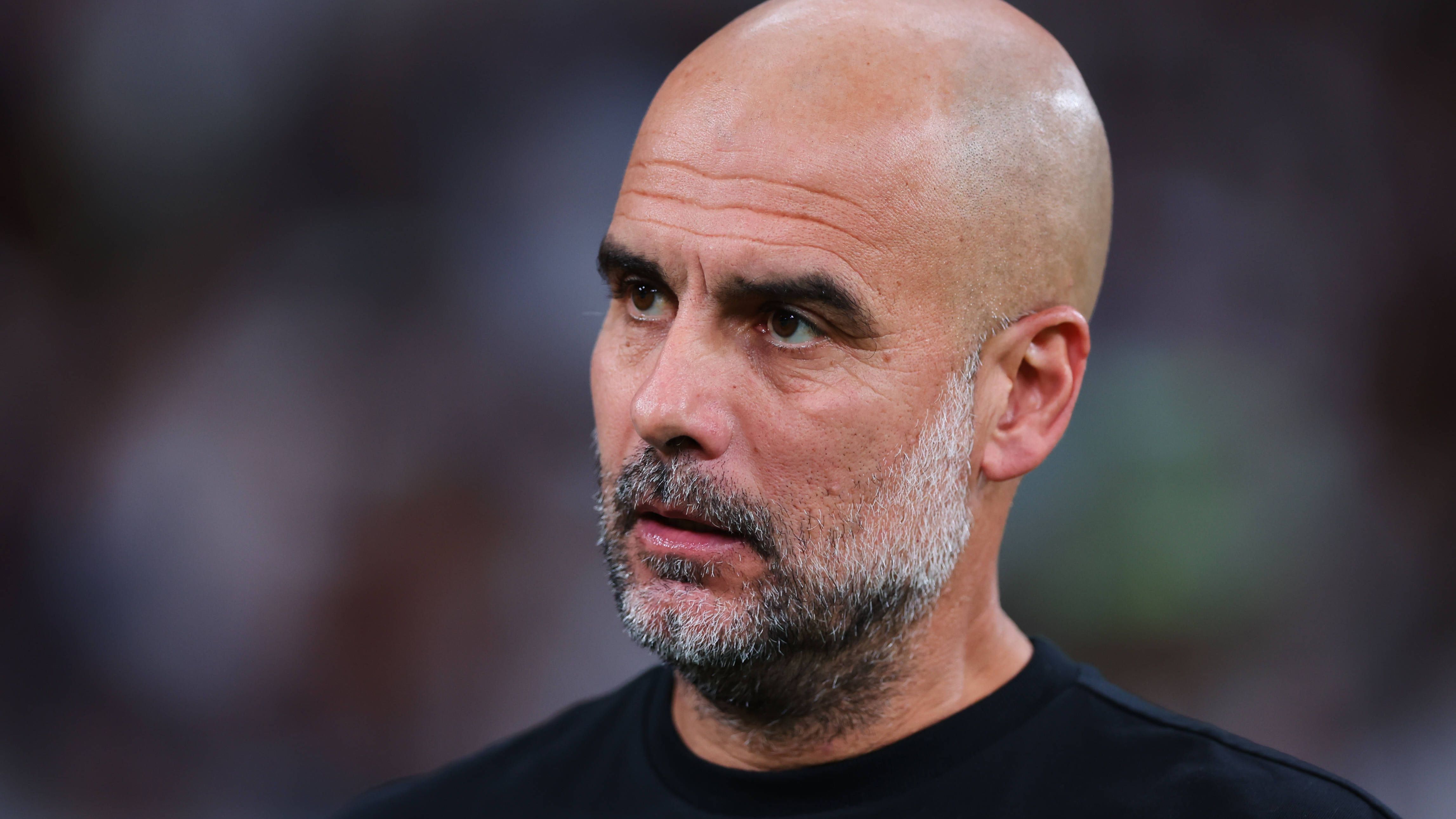 <strong>Pep Guardiola (2013 bis 2016)</strong><br>Der FC Bayern hat sich Star-Trainer Pep Guardiola ordentlich kosten lassen. Zwar war für den Katalanen keine Ablöse fällig, jedoch soll sein Gehalt laut übereinstimmenden Berichten bei etwa 17 bis 18 Millionen Euro gelegen haben. Damit wäre Guardiola der bestbezahlte Bayern-Coach überhaupt. In vier Jahren haben die Bayern demnach also 75 Millionen Euro in ihn investiert.