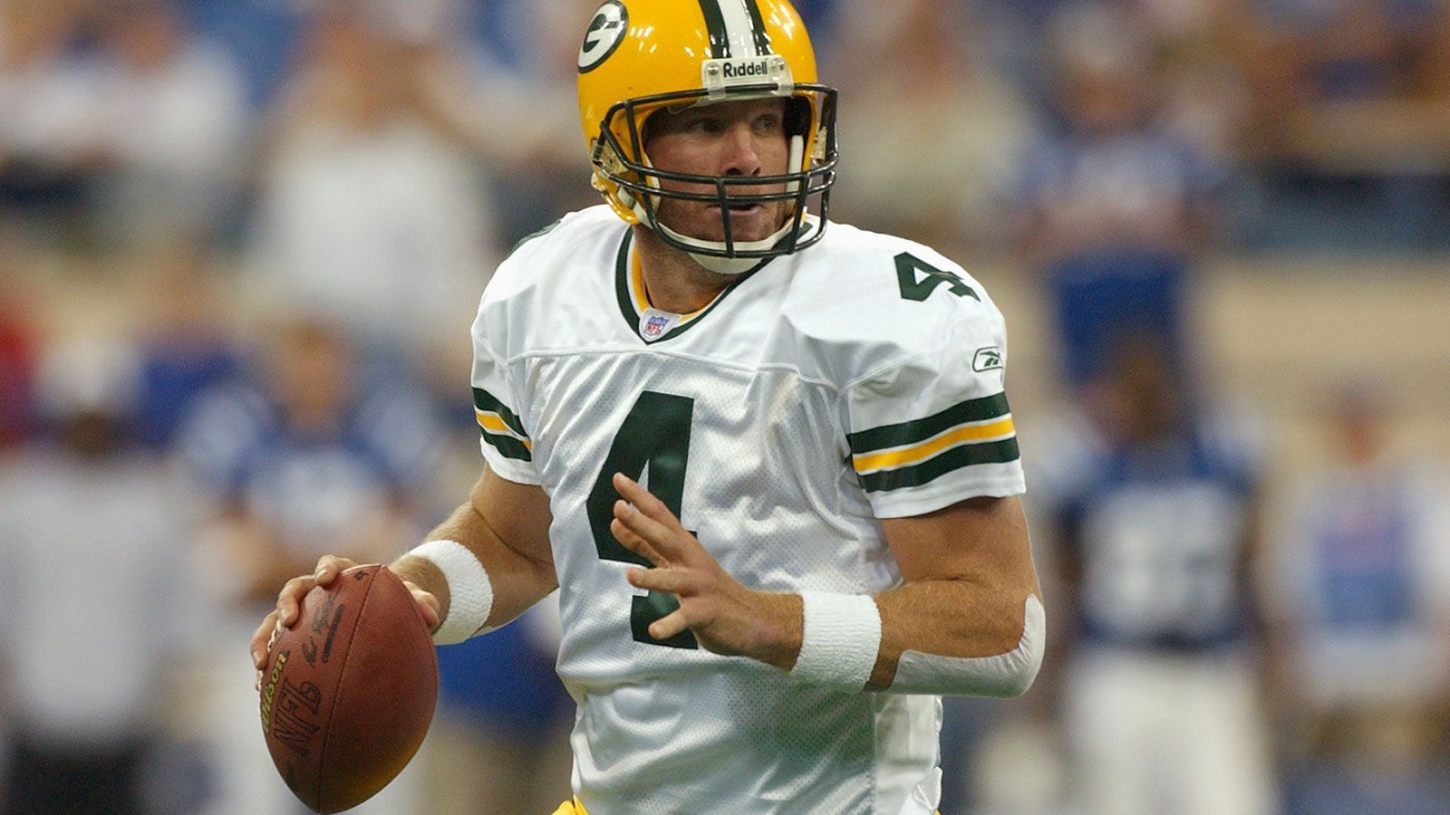 
                <strong>Die meisten Interceptions eines Einzelspielers in der Karriere</strong><br>
                Rekordhalter: Brett Favre - Rekord: 336 Interceptions eines Spielers in der Karriere - Anmerkung: Favre spielte von 1991 bis 2010; er führt die Rangliste einsam an (Nachfolger George Blanda mit 277 Interceptions)
              