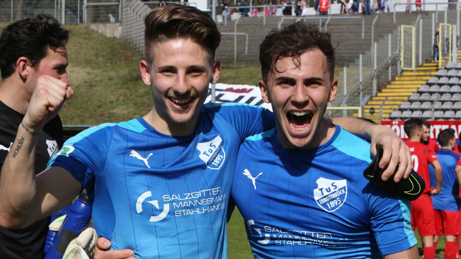 
                <strong>TuS Erndtebrück (4. Liga)</strong><br>
                (qualifiziert als Finalist im Landespokal Westfalen)Liga: Regionalliga West (Absteiger)
              