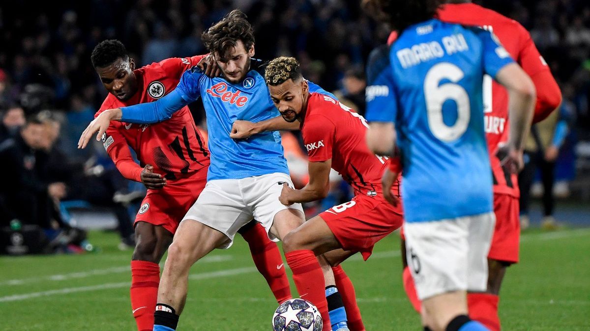 Eintracht Frankfurt in Neapel chancenlos