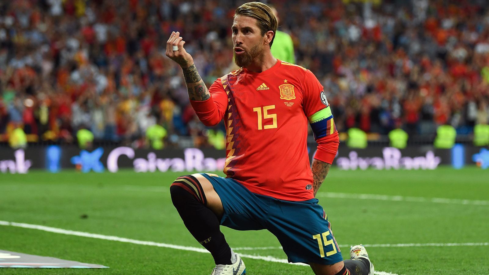 
                <strong>Spanien: Sergio Ramos</strong><br>
                168 Länderspiele*Debüt am 26. März 2005 gegen China (2:1)*noch aktiv
              