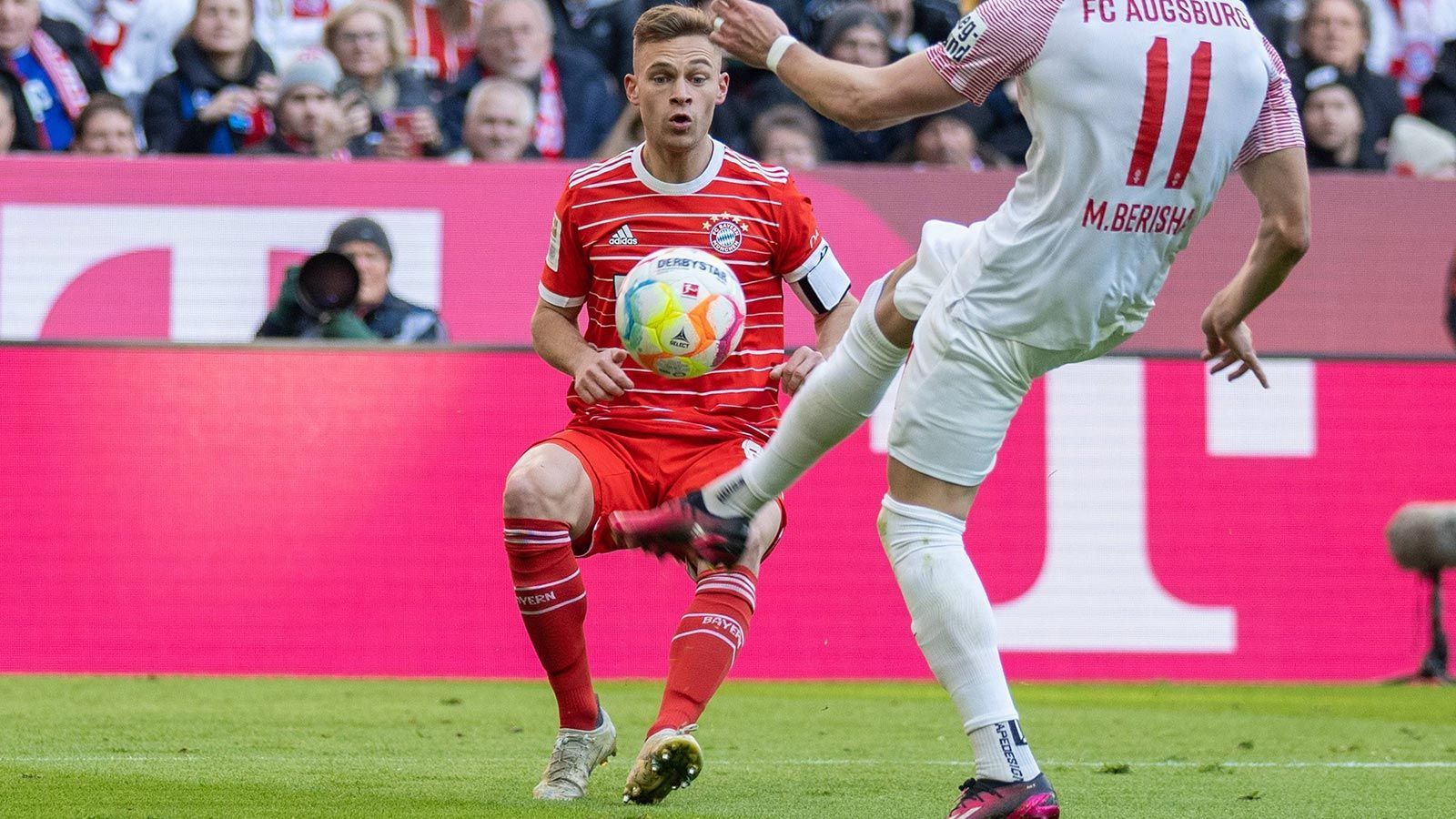 
                <strong>Joshua Kimmich</strong><br>
                Agiert ohne Goretzka als alleinige Sechs und ordnende Hand im Mittelfeld. Bleibt dabei weitgehend fehlerfrei. ran-Note: 3
              