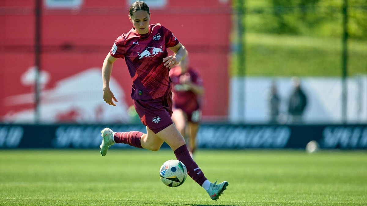 Im Trikot von RB Leipzig: Giovanna Hoffm