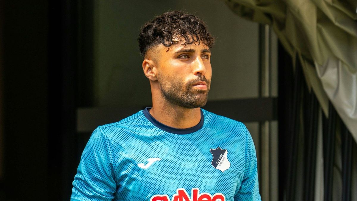 Nader El-Jindaoui im Trikot von Hoffenheim II