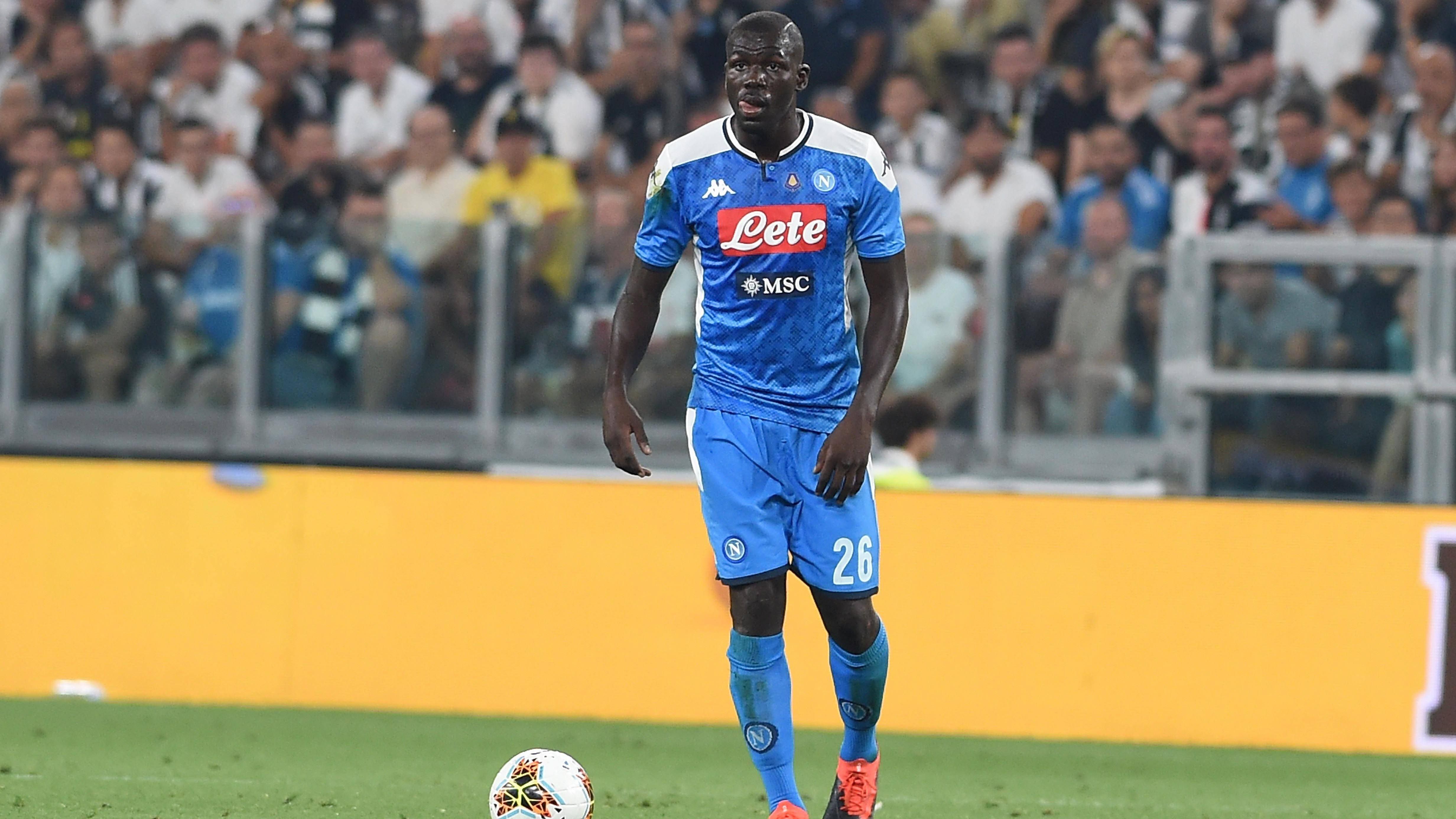 
                <strong>Kalidou Koulibaly (SSC Neapel)</strong><br>
                Jahresverdienst: 6 Millionen Euro
              