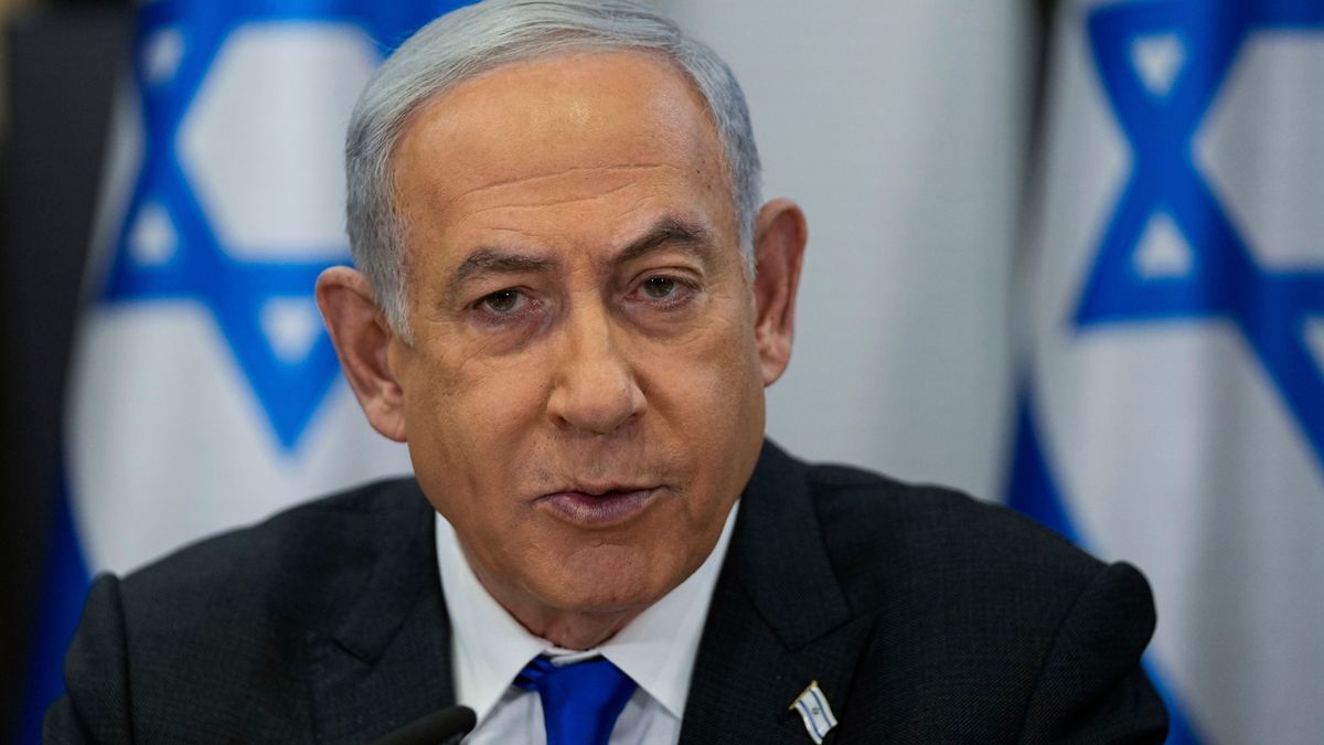 Israel, Tel Aviv: Benjamin Netanjahu, Ministerpräsident von Israel, leitet eine Kabinettssitzung. 