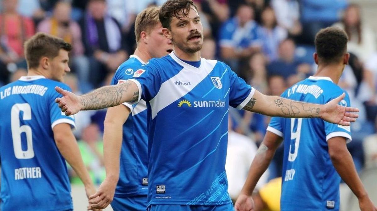 Kaute nach Sieg gegen den HSV auf Eckfahne rum: Erdmann