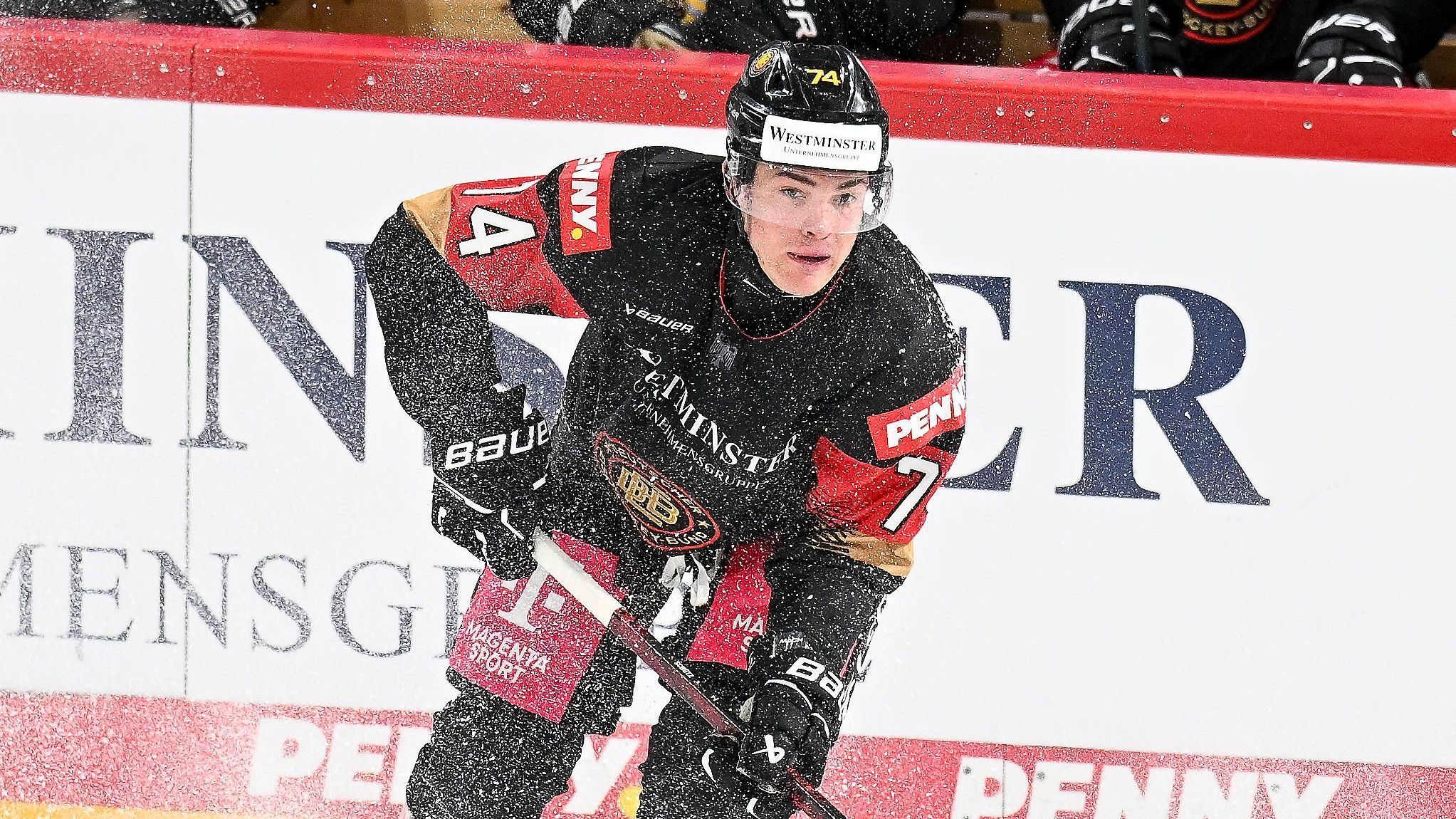 <strong>Justin Schütz</strong><br>Position: Stürmer<br>Verein: Kölner Haie